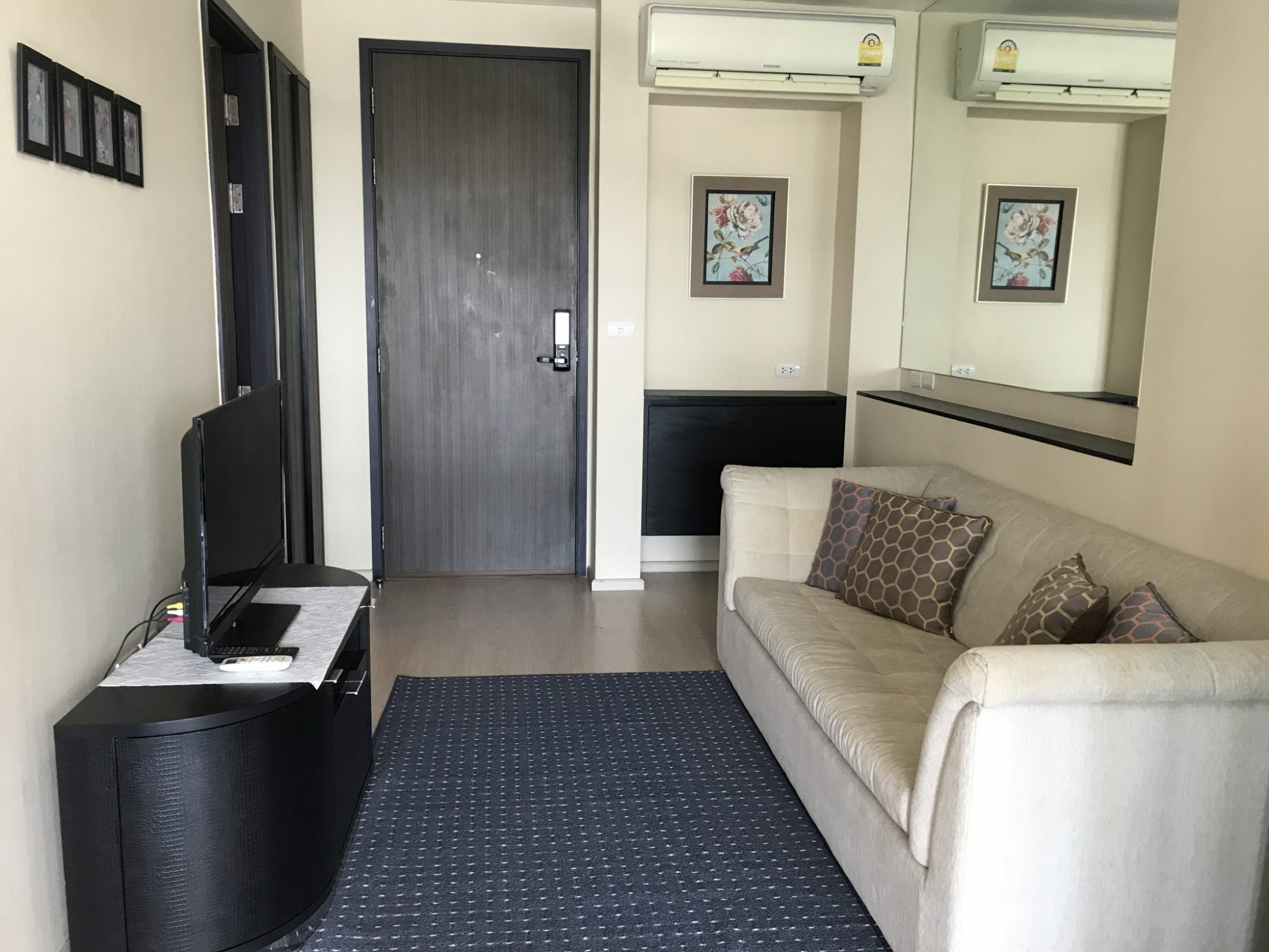** Super Deal! ** For rent at Rhythm Sukhumvit 44/1 27,000THB/month 1 Bedroom 1 Bathroom Fully furnished PROP000485