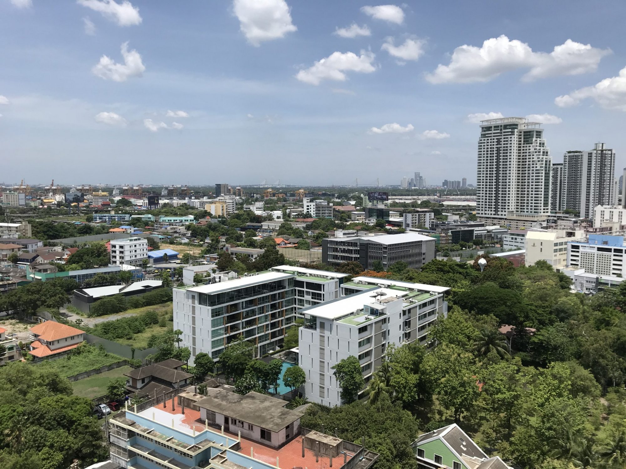 ** Super Deal! ** For rent at Rhythm Sukhumvit 44/1 27,000THB/month 1 Bedroom 1 Bathroom Fully furnished PROP000485