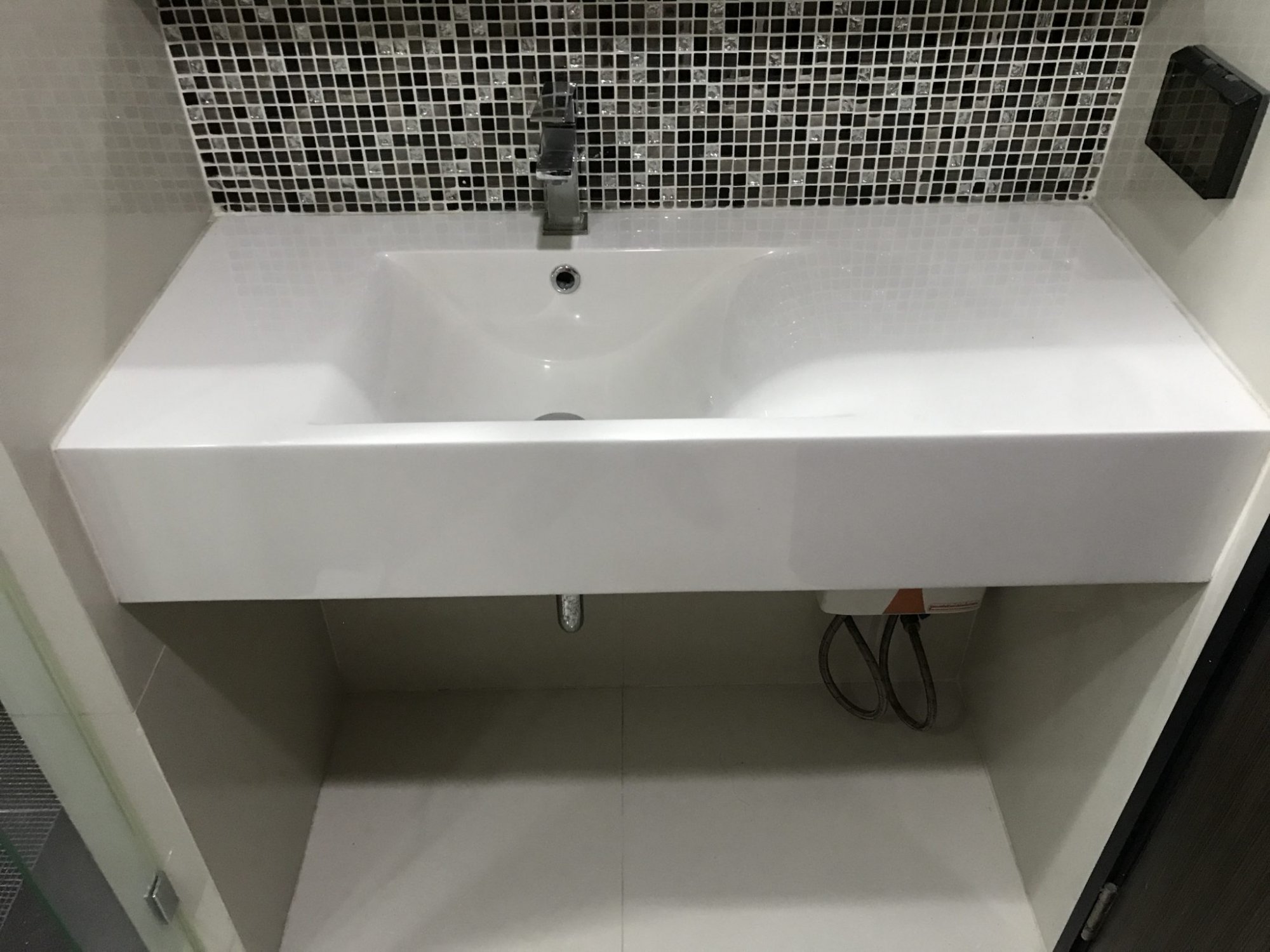 ปล่อยเช่า! Rhythm Sukhumvit 44/1 ในราคาเพียง 50,000บาท/เดือน 2 ห้องนอน 2 ห้องน้ำ 68.5ตรม. ห้องใหญ่อยู่สบาย ใกล้ BTS พระโขนง เฟอร์นิเจอร์ครบพร้อมเข้าอยู่ PROP000487
