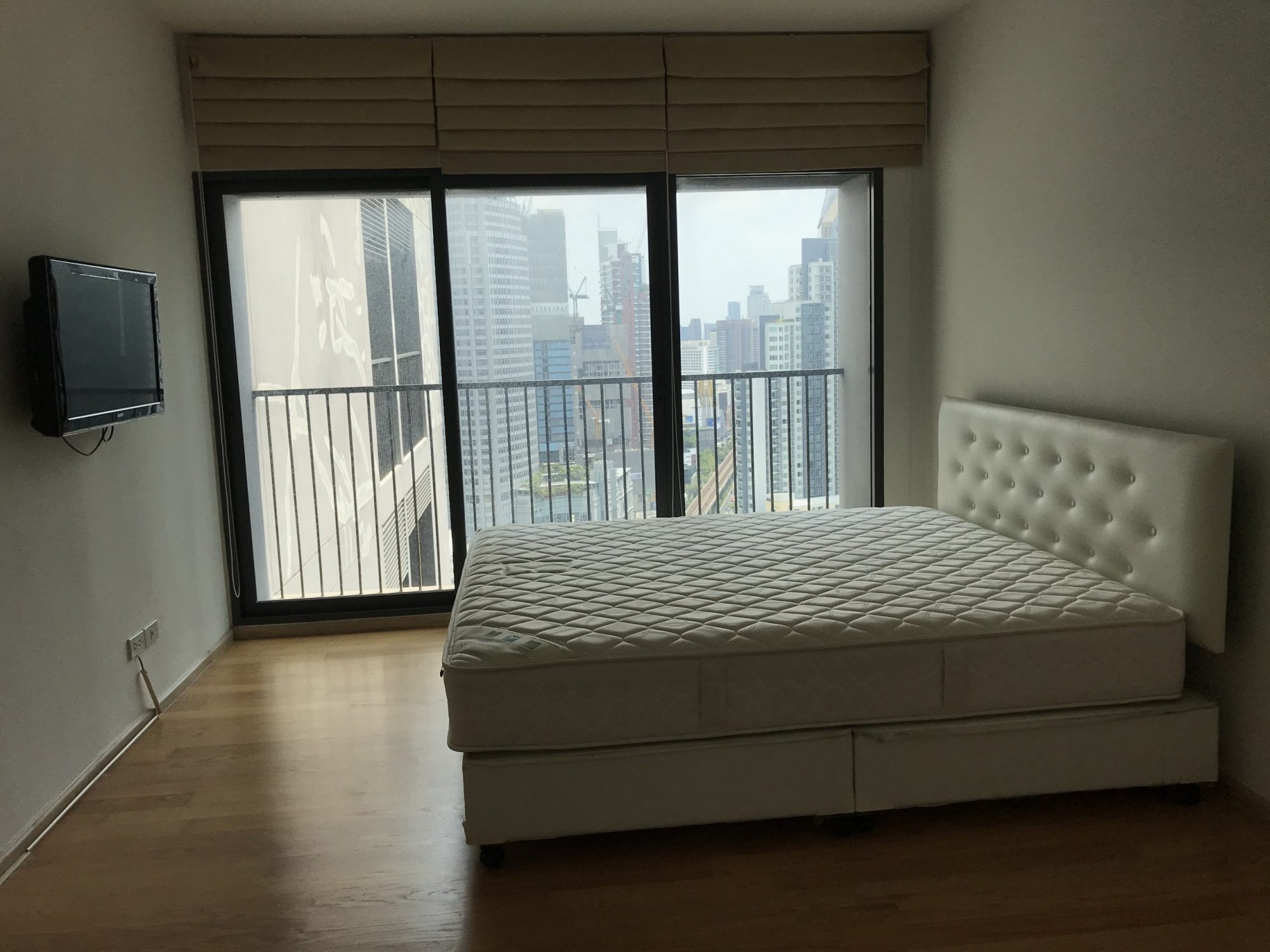 For rent at Noble Remix 2 Bedroom 2 Bathroom 40,000THB/Month Fully furnished (P-00679)