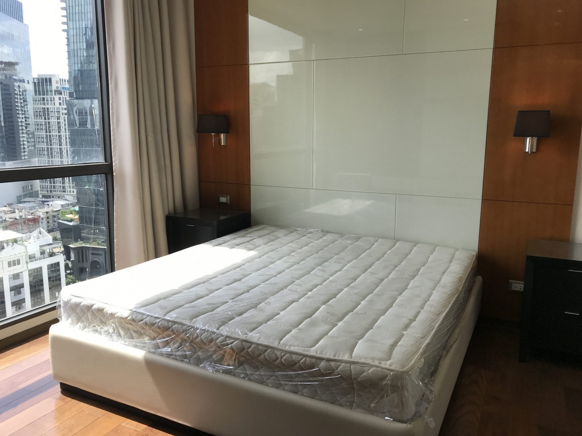 ปล่อยเช่า! The Address Sukhumvit 28 ในราคาเพียง 50,000บาท/เดือน 2 ห้องนอนขนาดใหญ่ 67 ตรม. ใกล้ BTS พร้อมพงษ์ เฟอร์นิเจอร์ครบพร้อมเข้าอยู่