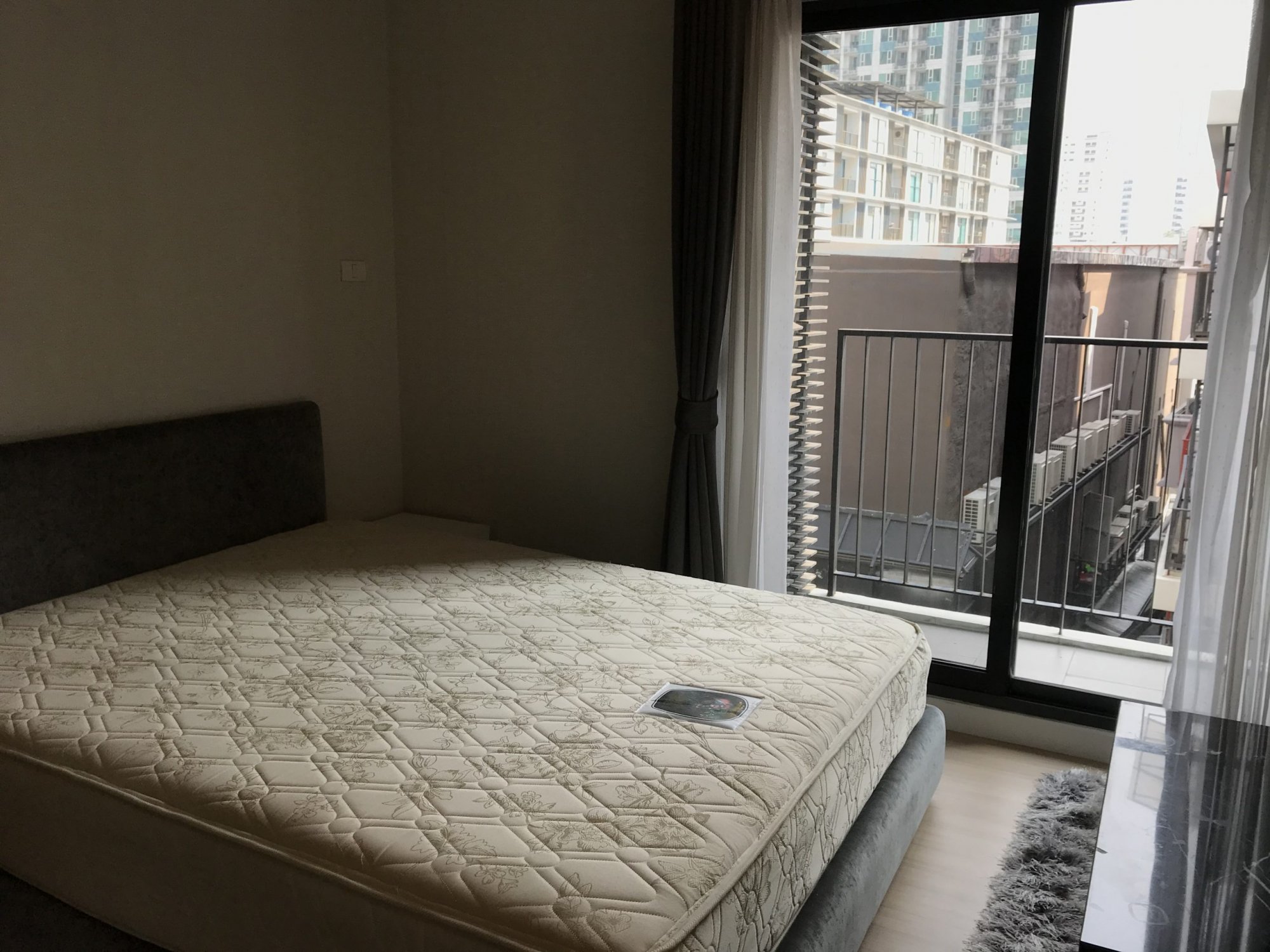 ปล่อยเช่า! D25 Thonglor ในราคาเพียง 18,000บาท/เดือน 1 ห้องนอน 1 ห้องน้ำ 41ตรม. ห้องใหญ่อยู่สบาย ใกล้ BTS ทองหล่อ เฟอร์นิเจอร์ครบพร้อมเข้าอยู่ PROP000494