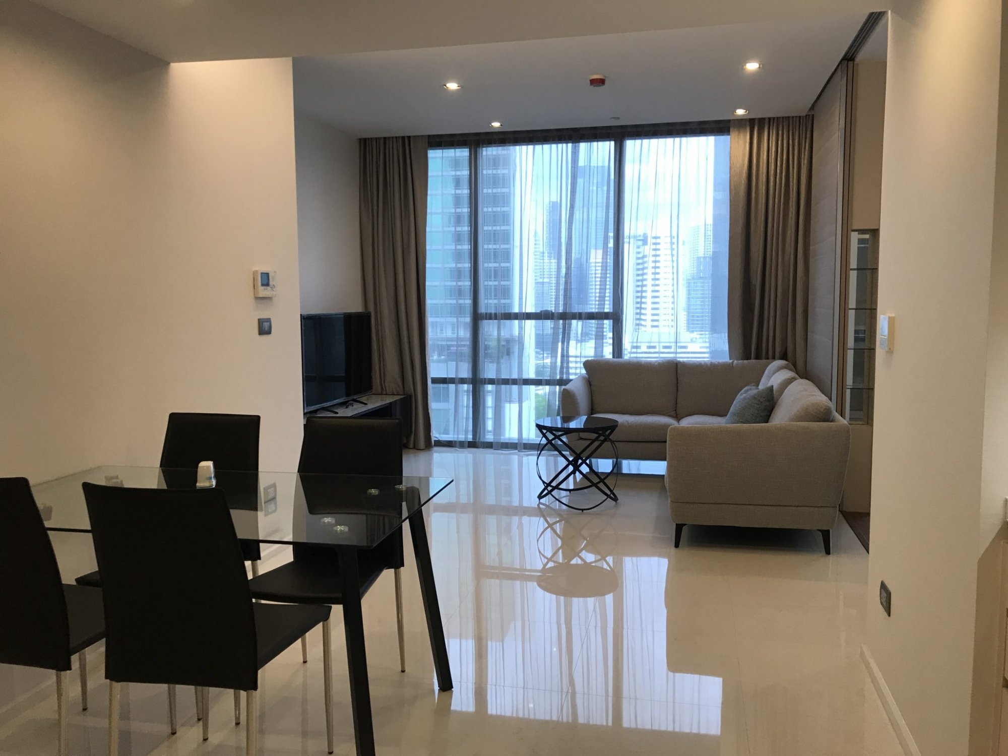 ขาย-เช่า The Bangkok Sathorn, Luxury Condominium with a Private Lift Access