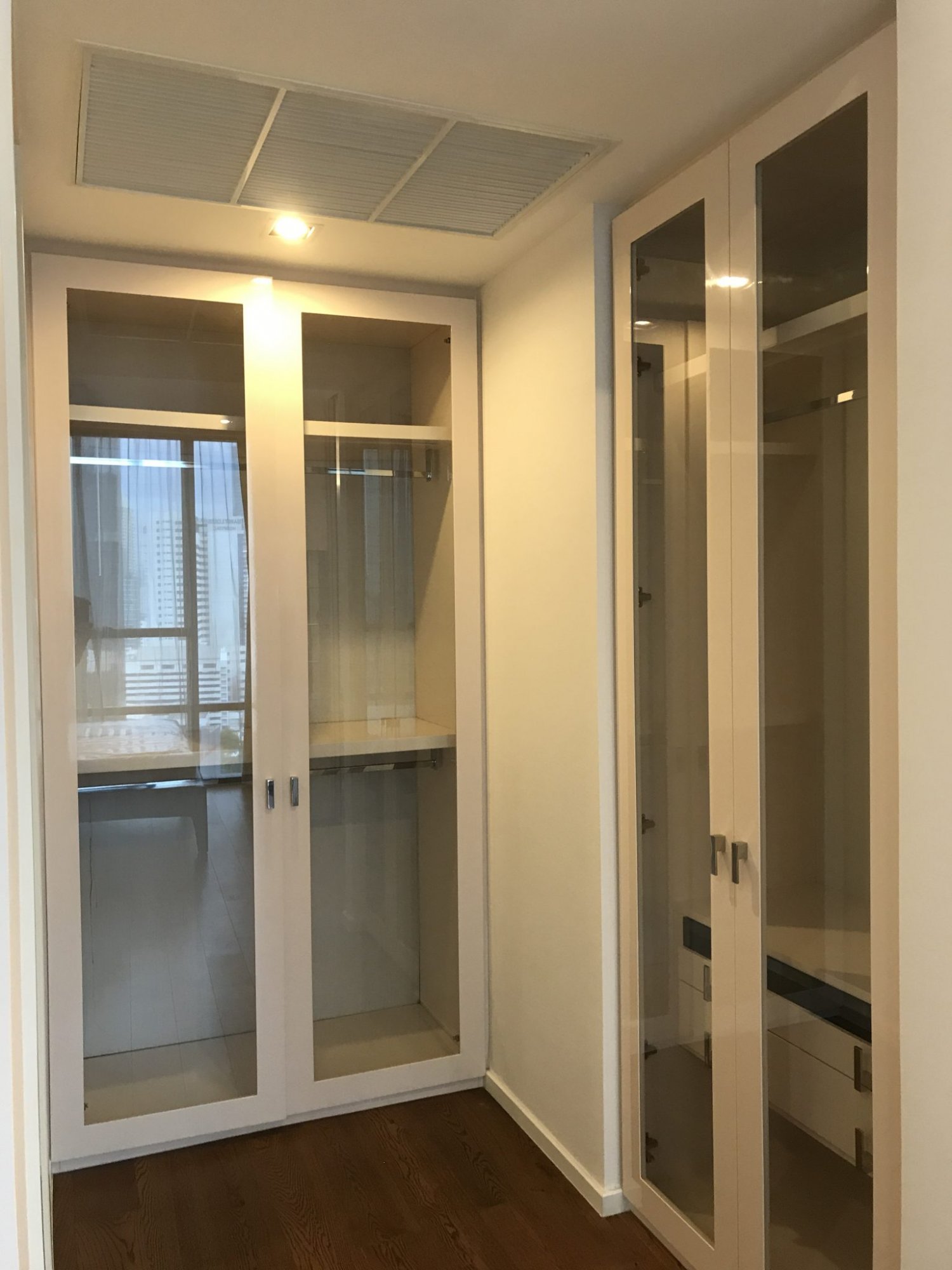 ขาย-เช่า The Bangkok Sathorn, Luxury Condominium with a Private Lift Access