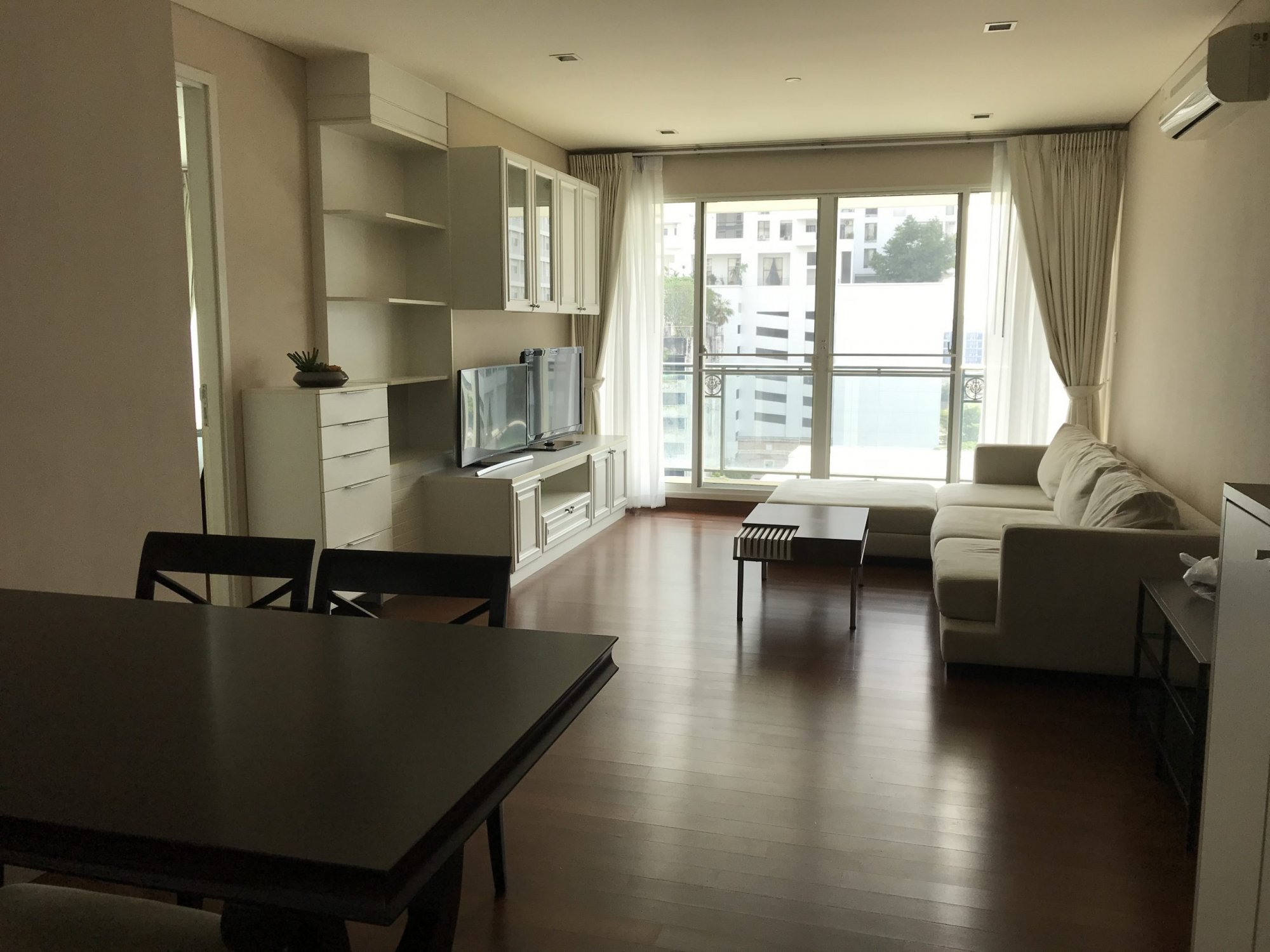 ปล่อยเช่า! Ivy Thonglor ในราคาเพียง 50,000บาท/เดือน 2 ห้องนอน 2 ห้องน้ำ 85ตรม. ห้องใหญ่อยู่สบาย ใกล้ BTS ทองหล่อ เฟอร์นิเจอร์ครบพร้อมเข้าอยู่ PROP000498