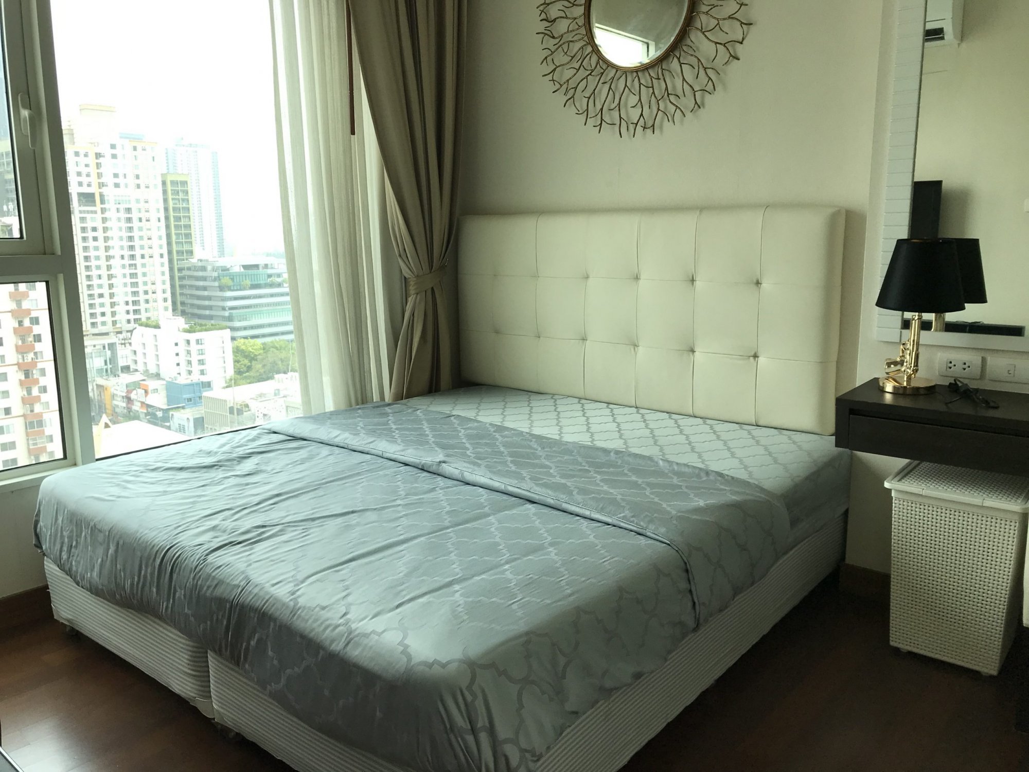 ** ลดกระหน่ำ! ** ปล่อยเช่า Ivy Thonglor ในราคาเพียง 25,000บาท/เดือน 1 ห้องนอน 1 ห้องน้ำ 43ตรม. ห้องใหญ่อยู่สบาย ใกล้ BTS ทองหล่อ เฟอร์นิเจอร์ครบพร้อมเข้าอยู่ PROP000499