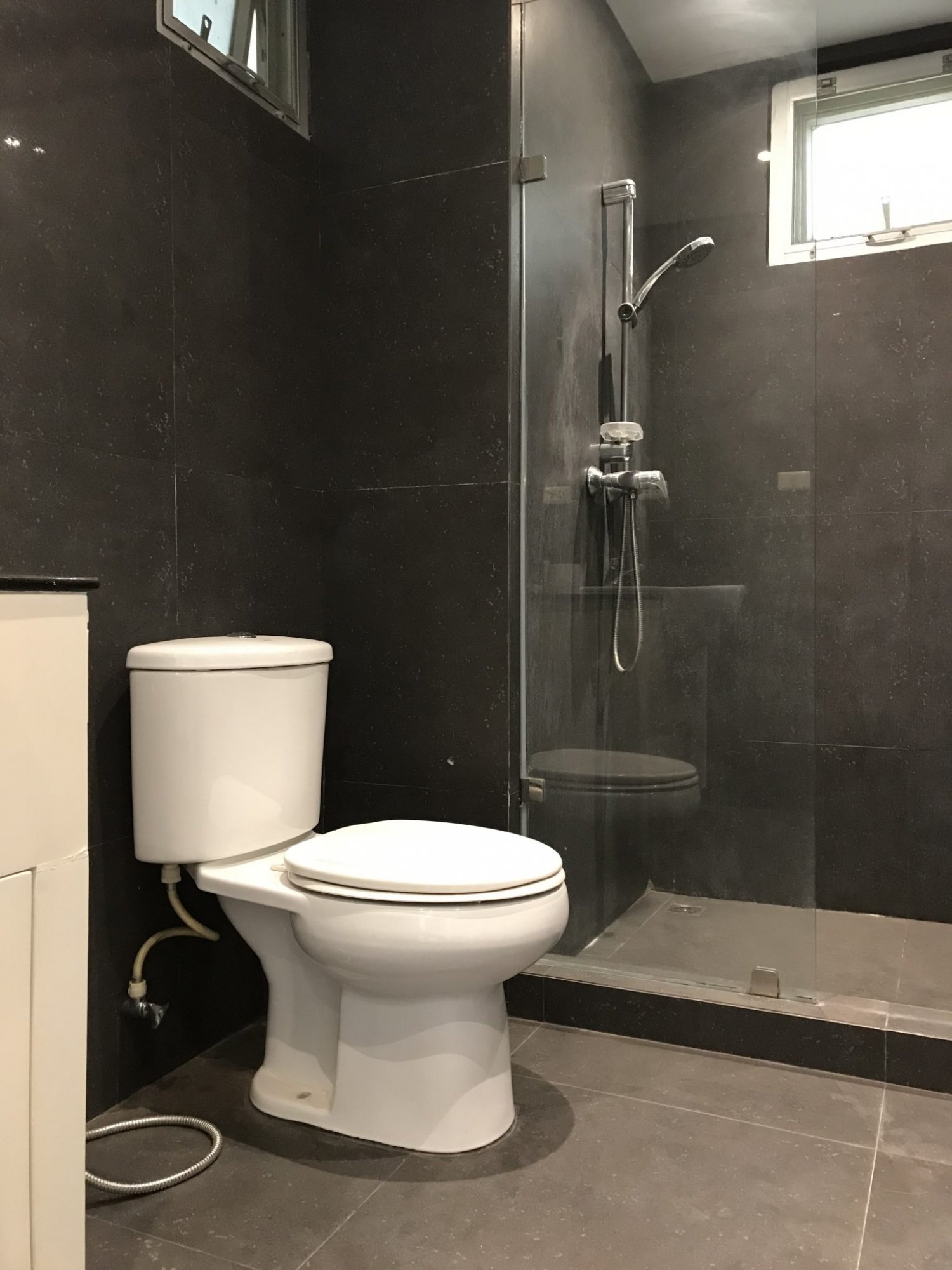 ** sale/rent! ** For sale 8,560,000THB and For rent 35,000THB/month at 49 Plus one 2 Bedroom 2 Bathroom Fully furnished (can negotiate) PROP000500