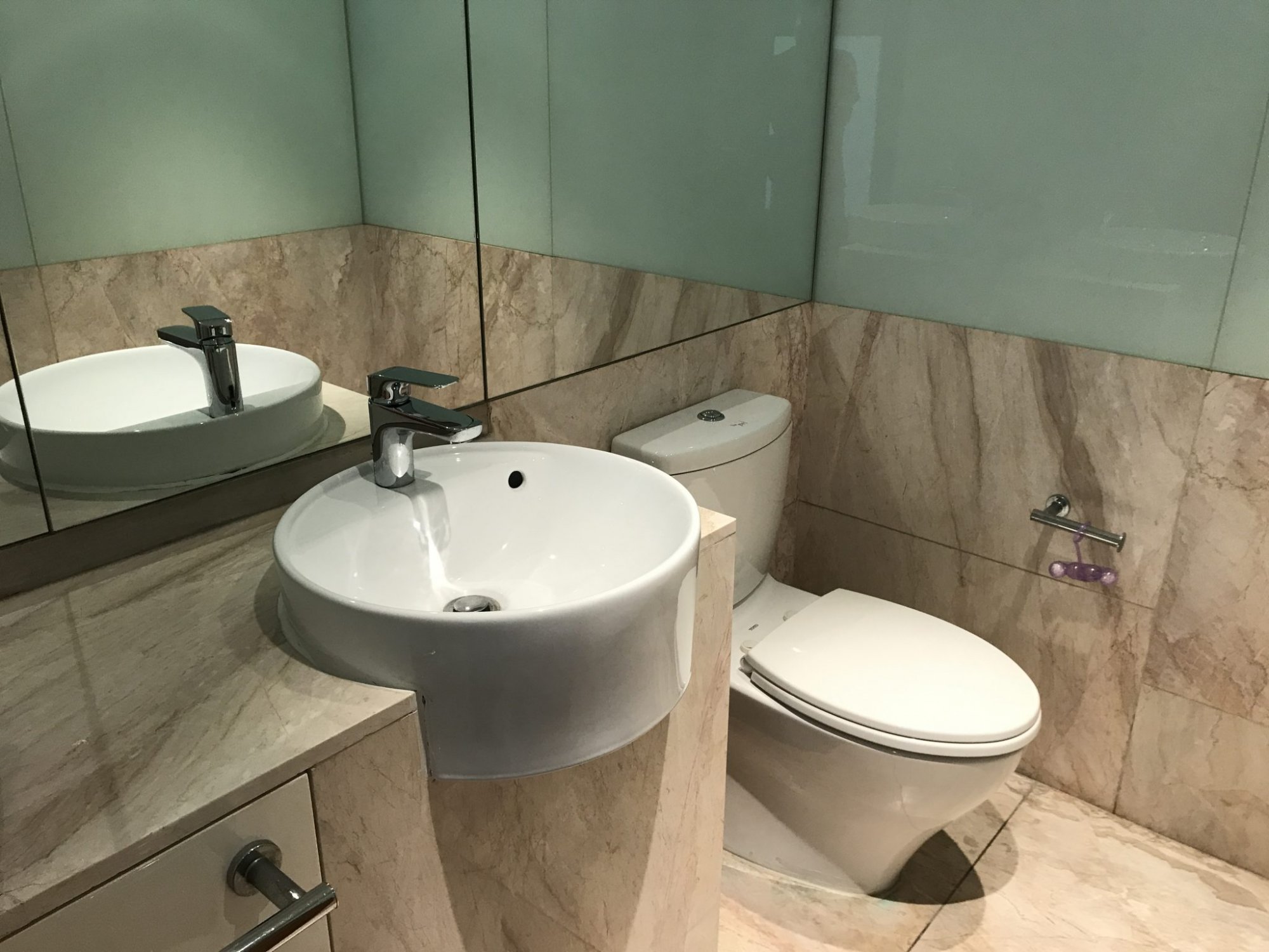 ปล่อยเช่า! The Met (เดอะ เม็ท) ในราคาเพียง 120,000บาท/เดือน 3 ห้องนอน 4 ห้องน้ำ 196ตรม. ใกล้ BTS ช่องนนทรี เฟอร์นิเจอร์ครบพร้อมเข้าอยู่ PROP000505