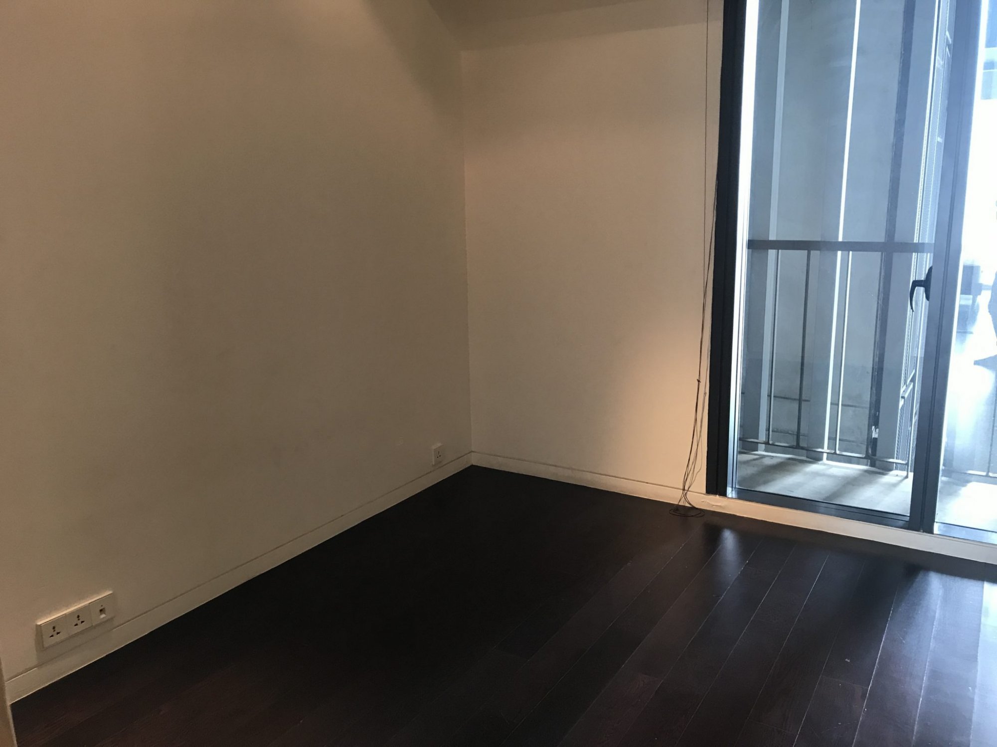 ปล่อยเช่า! The Met (เดอะ เม็ท) ในราคาเพียง 120,000บาท/เดือน 3 ห้องนอน 4 ห้องน้ำ 196ตรม. ใกล้ BTS ช่องนนทรี เฟอร์นิเจอร์ครบพร้อมเข้าอยู่ PROP000505