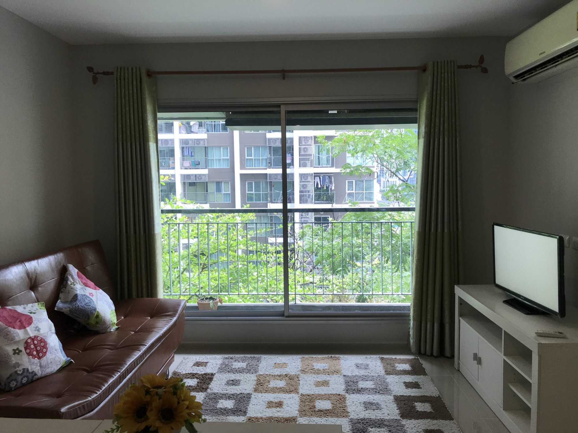 For Sale! at Aspire Rama9 2 Bedroom 2 Bathroom 6,990,000 THB Fully furnished
