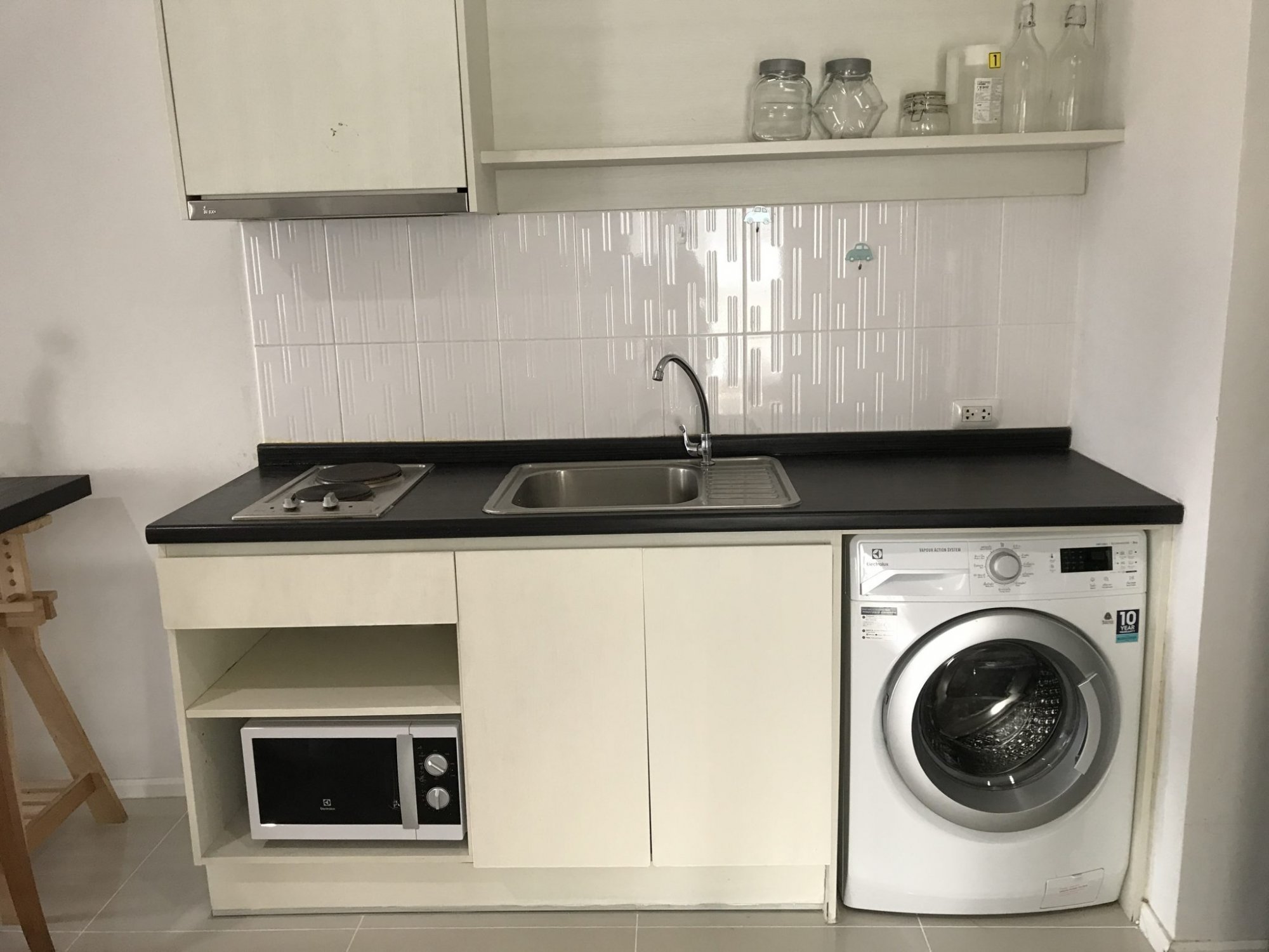 ราคาดี จนต้องรีบคว้า ให้เช่า ! Aspire Rama9 2 ห้องนอน 66 ตรม. ใกล้ MRT พระราม9 เพียง 25,000 บาท/เดือน  เฟอร์นิเจอร์ครบพร้อมเข้าอยู่