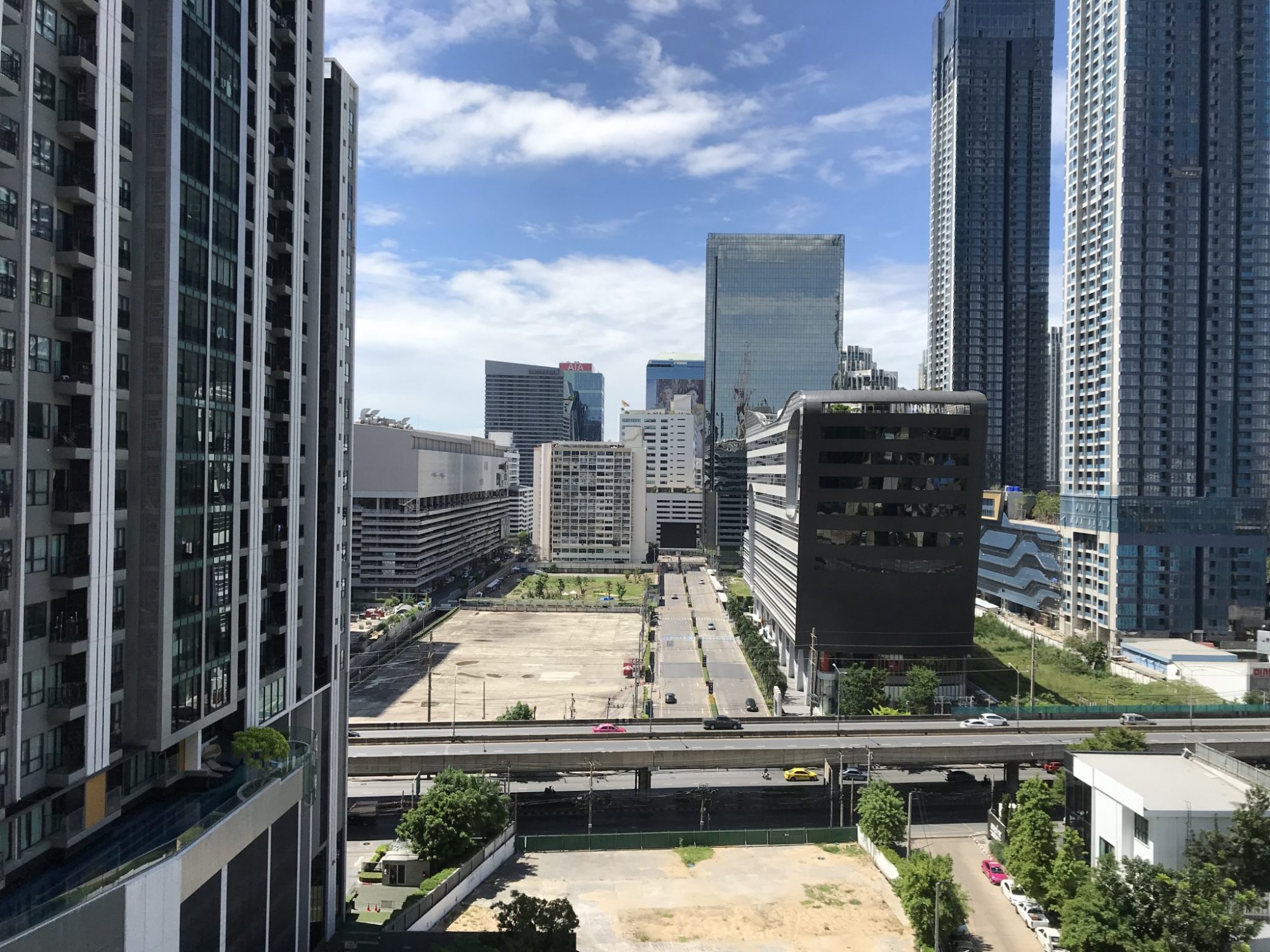 ราคาดี จนต้องรีบคว้า ให้เช่า ! Aspire Rama9 2 ห้องนอน 66 ตรม. ใกล้ MRT พระราม9 เพียง 25,000 บาท/เดือน  เฟอร์นิเจอร์ครบพร้อมเข้าอยู่