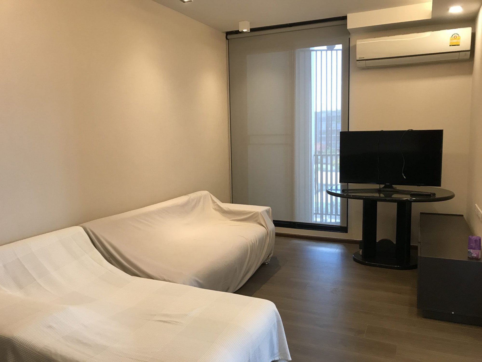 For rent at The Remarkable Soonvijai 2 2 Bedroom 2 Bathroom 23,000THB/month PROP000519