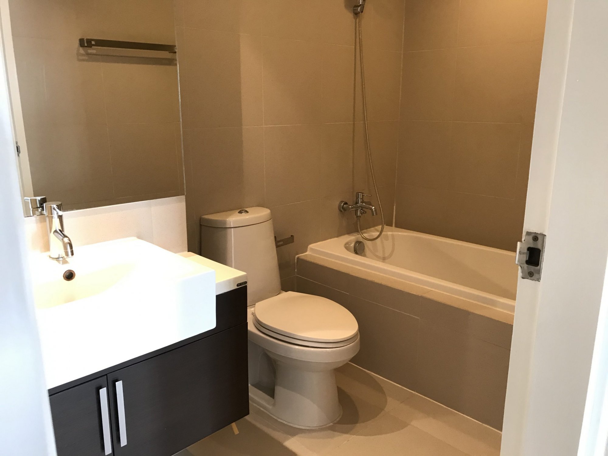 For rent at Noble Remix 1 Bedroom 1 Bathroom 45,000THB/Month Fully furnished (P-00681)
