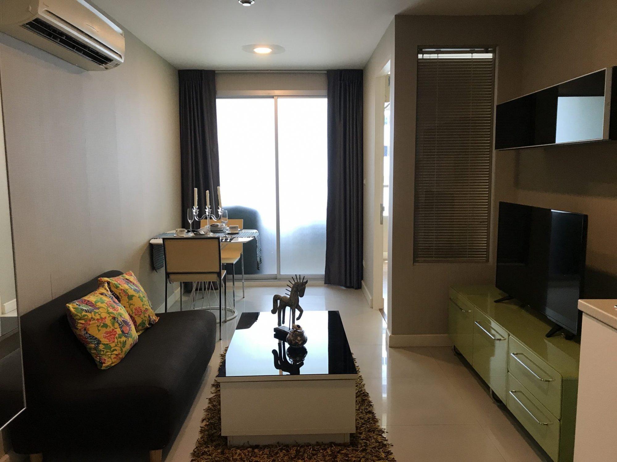 For rent at The Clover Thonglor 1 Bedroom 1 Bathroom 25,000THB/month Fully furnished PROP000521