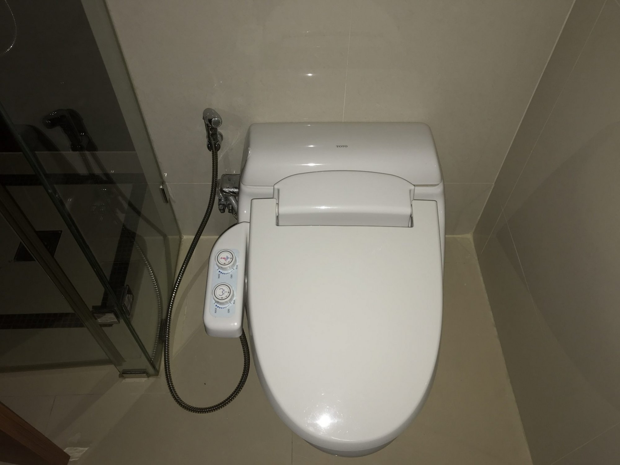 ปล่อยเช่า! The Address Sukhumvit 28 ในราคาเพียง 60,000บาท/เดือน 2 ห้องนอนขนาดใหญ่  67 ตรม. ใกล้ BTS พร้อมพงษ์ เฟอร์นิเจอร์ครบพร้อมเข้าอยู่