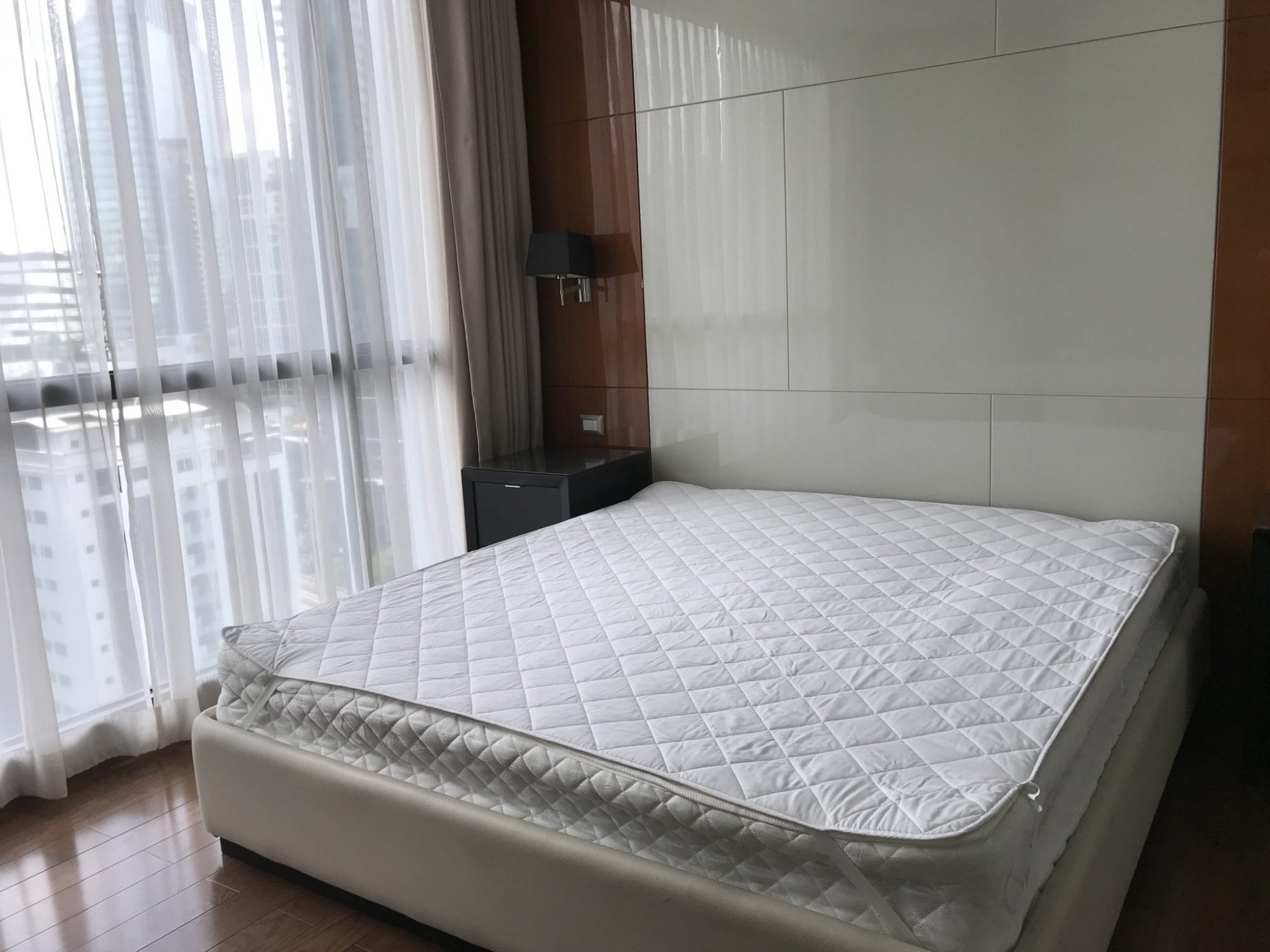 ปล่อยเช่า! The Address Sukhumvit 28 ในราคาเพียง 60,000บาท/เดือน 2 ห้องนอนขนาดใหญ่  67 ตรม. ใกล้ BTS พร้อมพงษ์ เฟอร์นิเจอร์ครบพร้อมเข้าอยู่