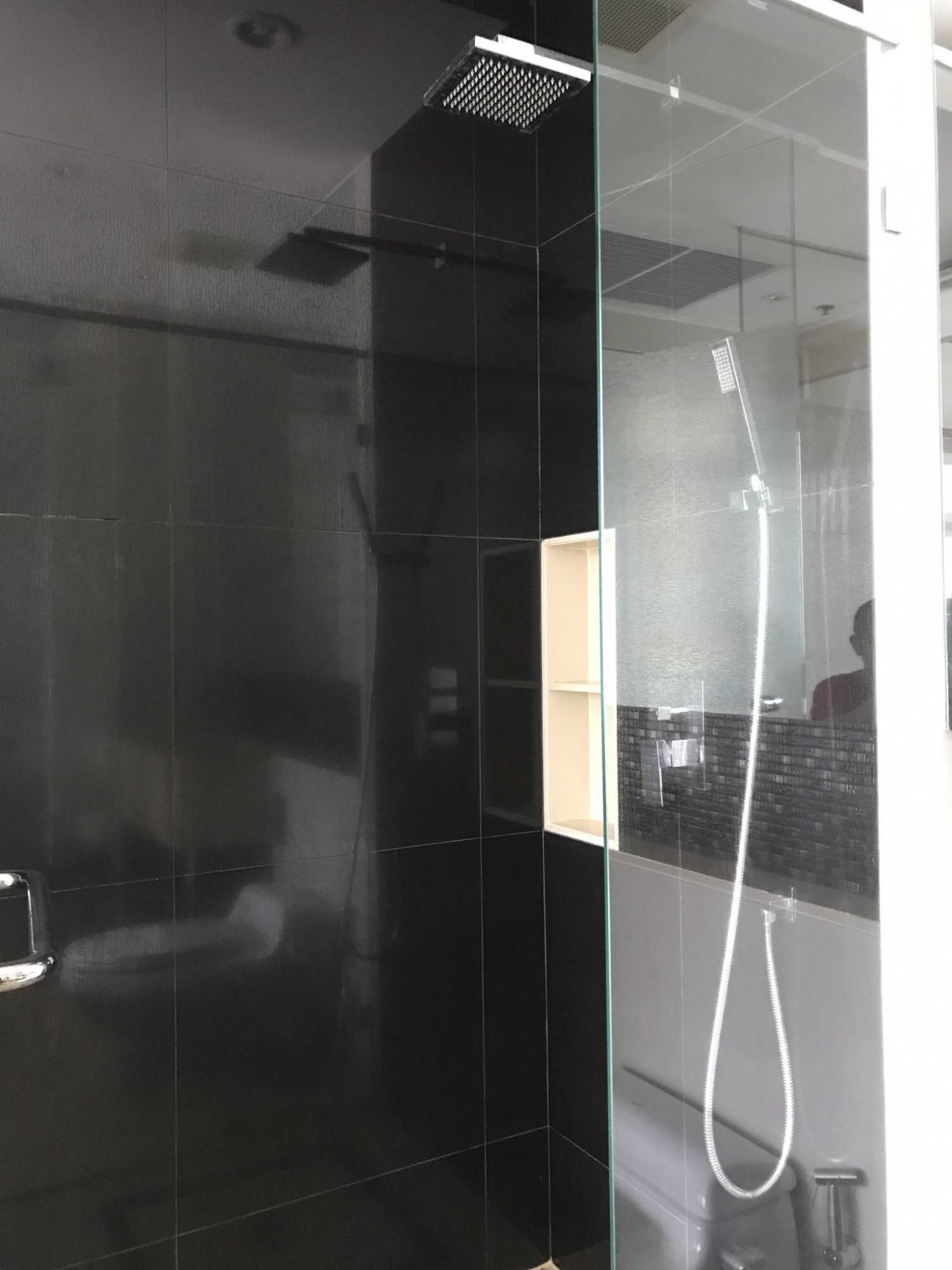 ปล่อยเช่า! The Address Sukhumvit 28 ในราคาเพียง 60,000บาท/เดือน 2 ห้องนอนขนาดใหญ่  67 ตรม. ใกล้ BTS พร้อมพงษ์ เฟอร์นิเจอร์ครบพร้อมเข้าอยู่