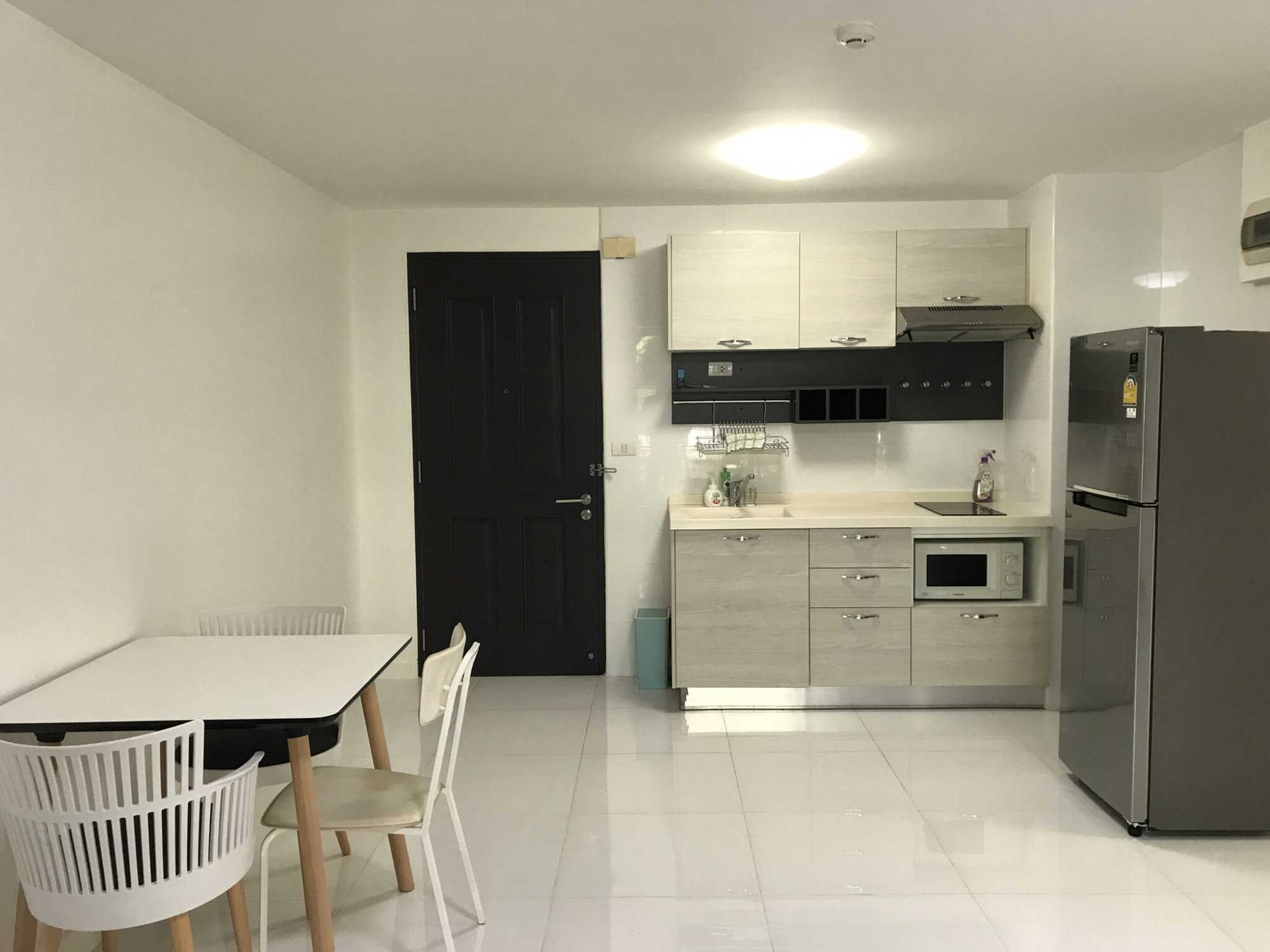 For rent at The Clover Thonglor 2 Bedroom 2 Bathroom 30,000THB/month Fully furnished PROP000528