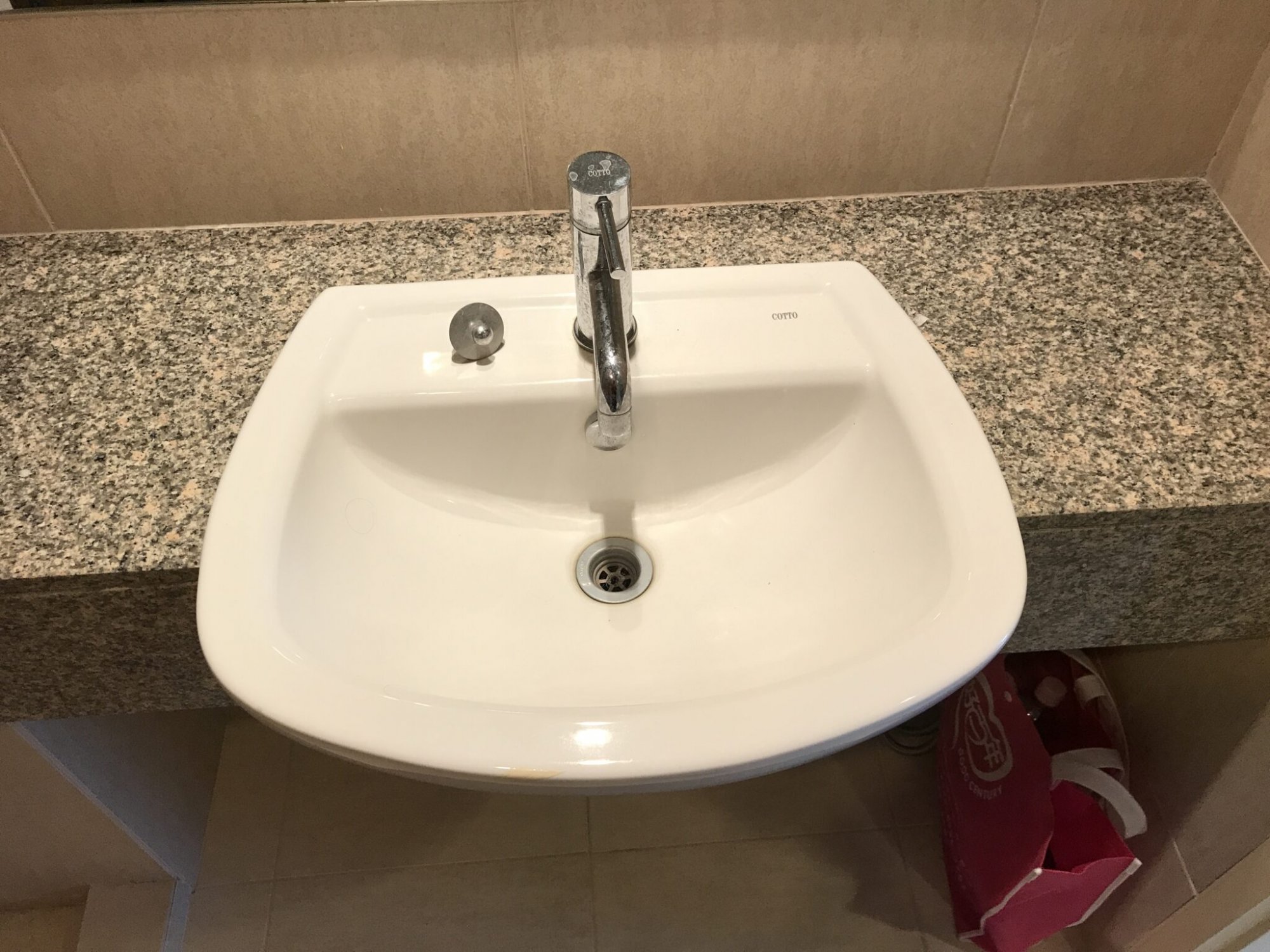 ** Super Deal! ** For rent at The Clover Thonglor 2 Bedroom 2 Bathroom 33,000THB/month Fully furnished PROP000529