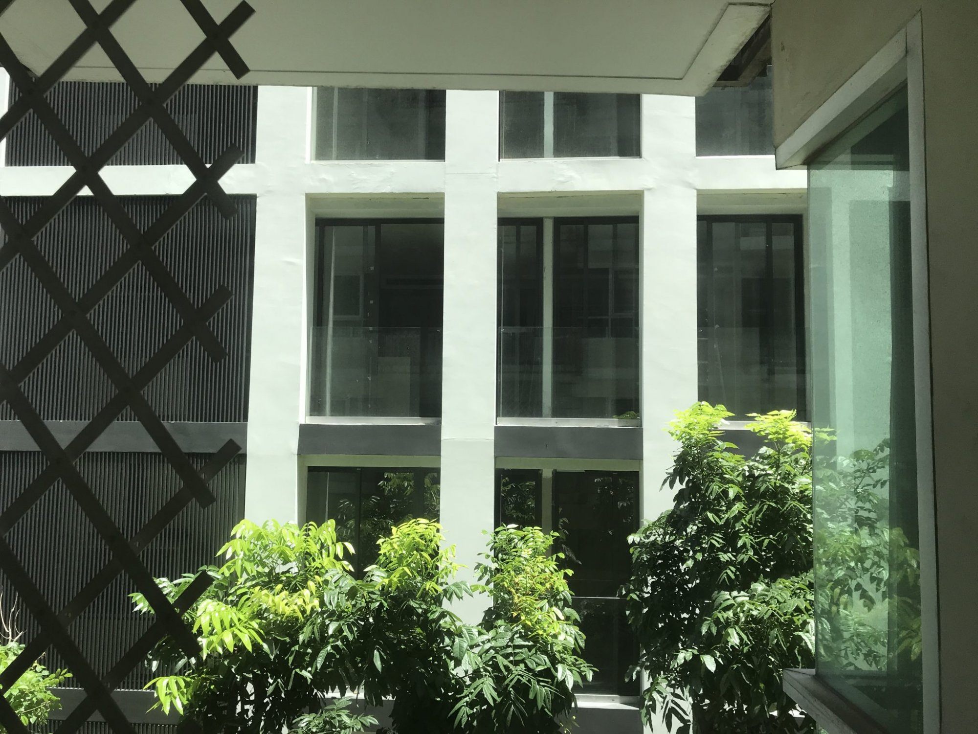 ** Hot Deal! ** For rent at The Clover Thonglor 1 Bedroom 1 Bathroom 18,000THB/month Fully furnished PROP000530