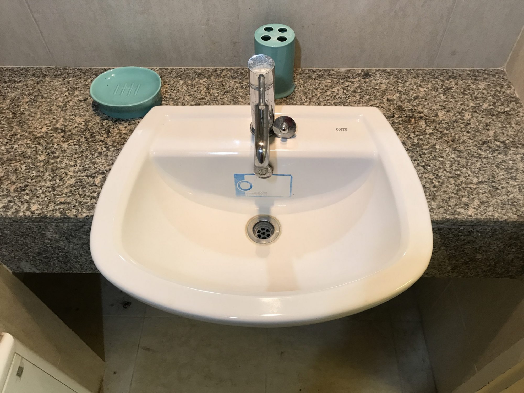 ** Hot Deal! ** For rent at The Clover Thonglor 1 Bedroom 1 Bathroom 18,000THB/month Fully furnished PROP000530