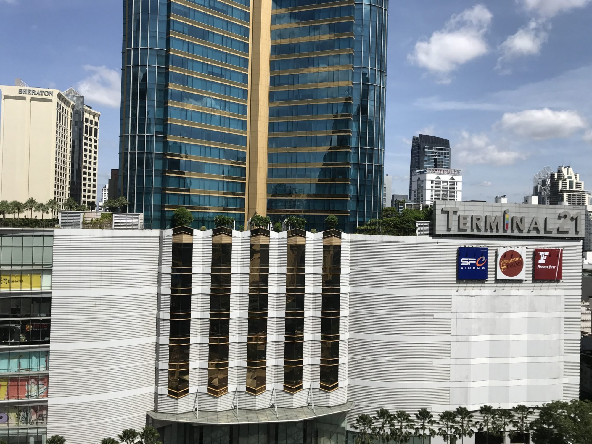** ขาย/เช่า! ** Las Colinas คอนโดหรู ใจกลางอโศก ขายเพียง 26,780,000บาท ค่าโอนคนละครึ่ง เช่าเพียง 68,000บาท/เดือน 2 ห้องนอน 3 ห้องน้ำ 185ตรม. เฟอร์นิเจอร์ครบพร้อมเข้าอยู่ PROP000544