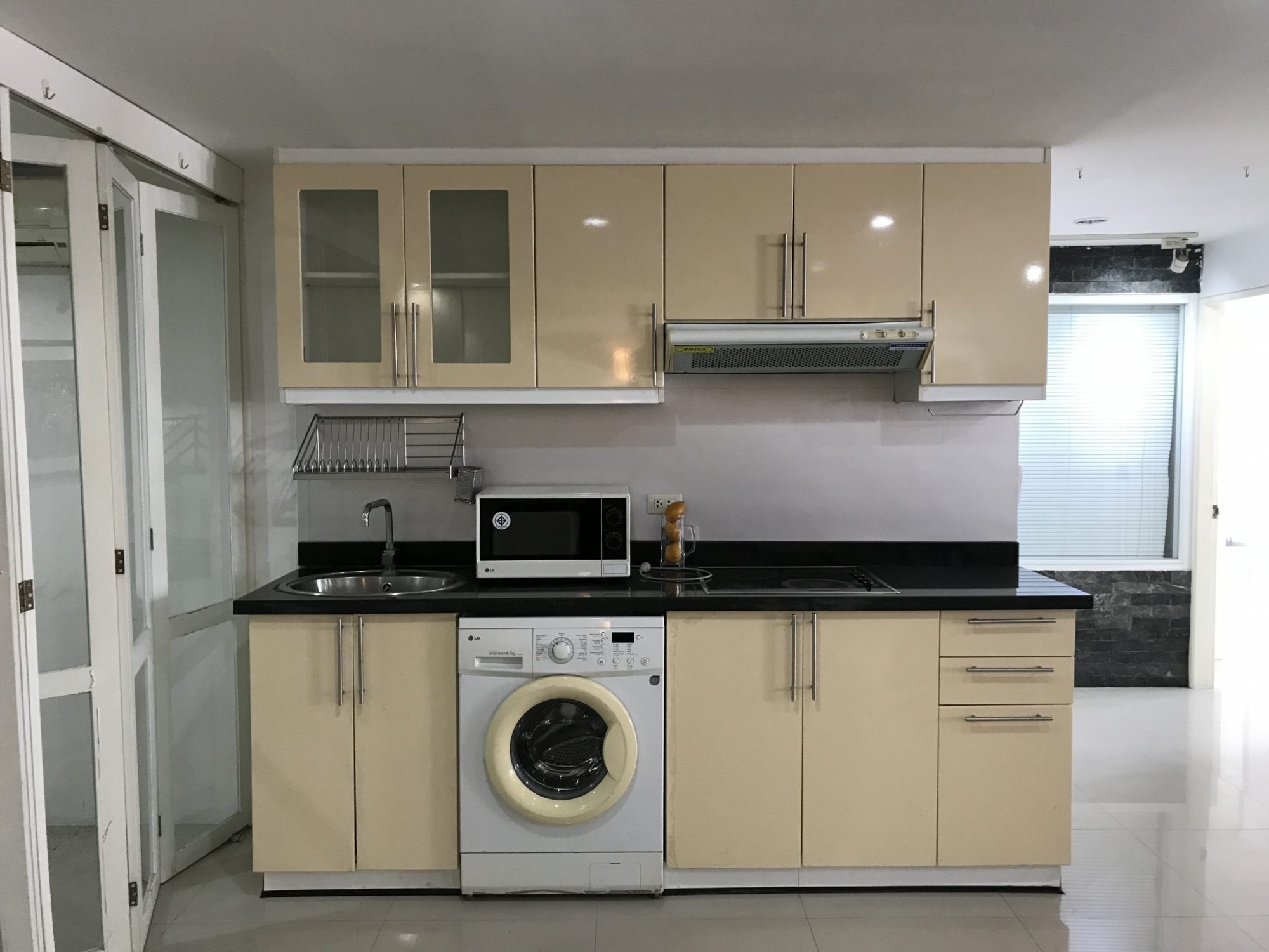 ปล่อยเช่า! Las Colinas คอนโดหรู ใจกลางอโศก Style Penthouse ในราคาเพียง 65,000บาท/เดือน 2 ห้องนอน ขนาด 166ตรม. เฟอร์นิเจอร์ครบพร้อมเข้าอยู่ PROP000545