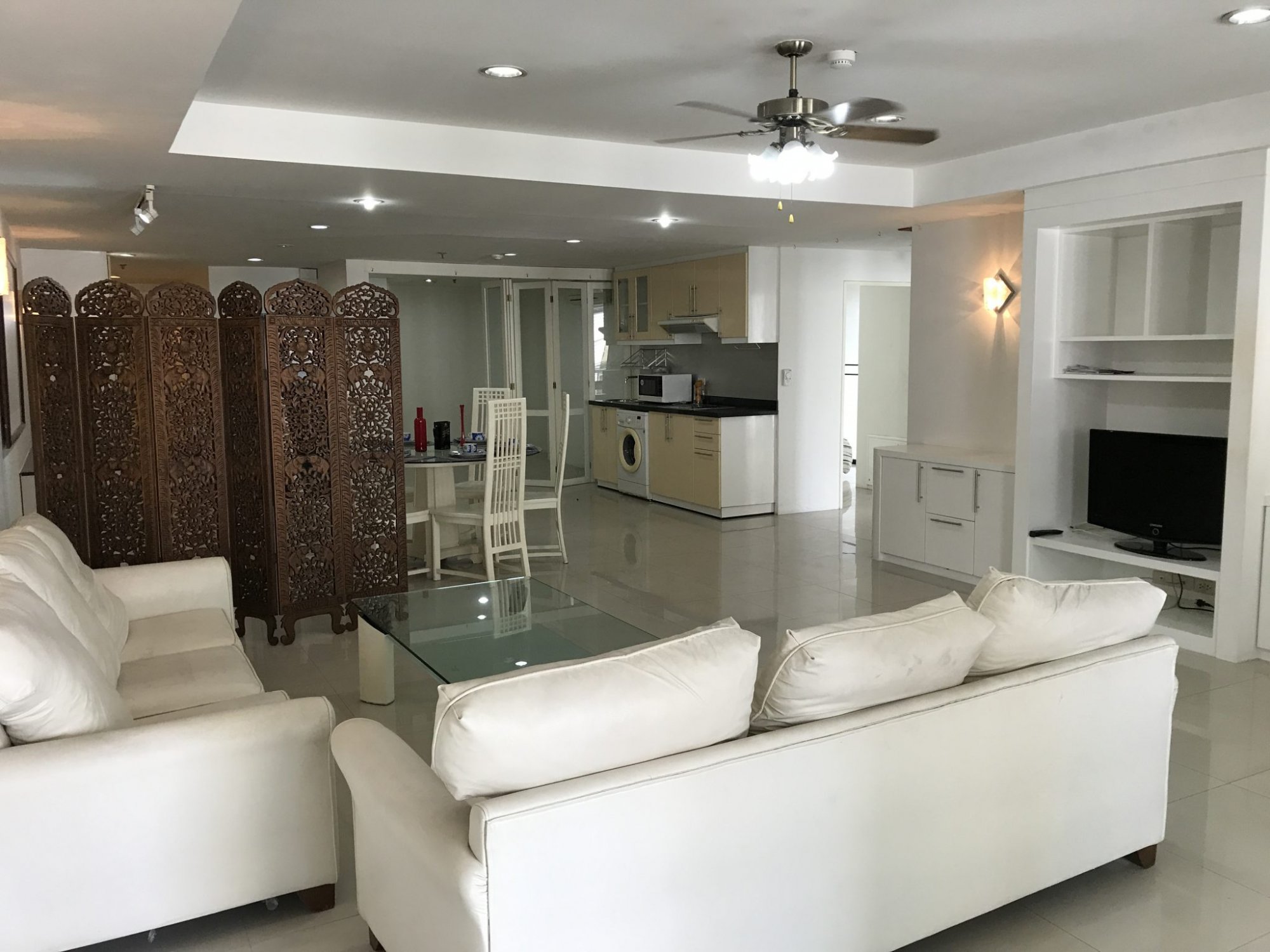 ปล่อยเช่า! Las Colinas คอนโดหรู ใจกลางอโศก Style Penthouse ในราคาเพียง 65,000บาท/เดือน 2 ห้องนอน ขนาด 166ตรม. เฟอร์นิเจอร์ครบพร้อมเข้าอยู่ PROP000545