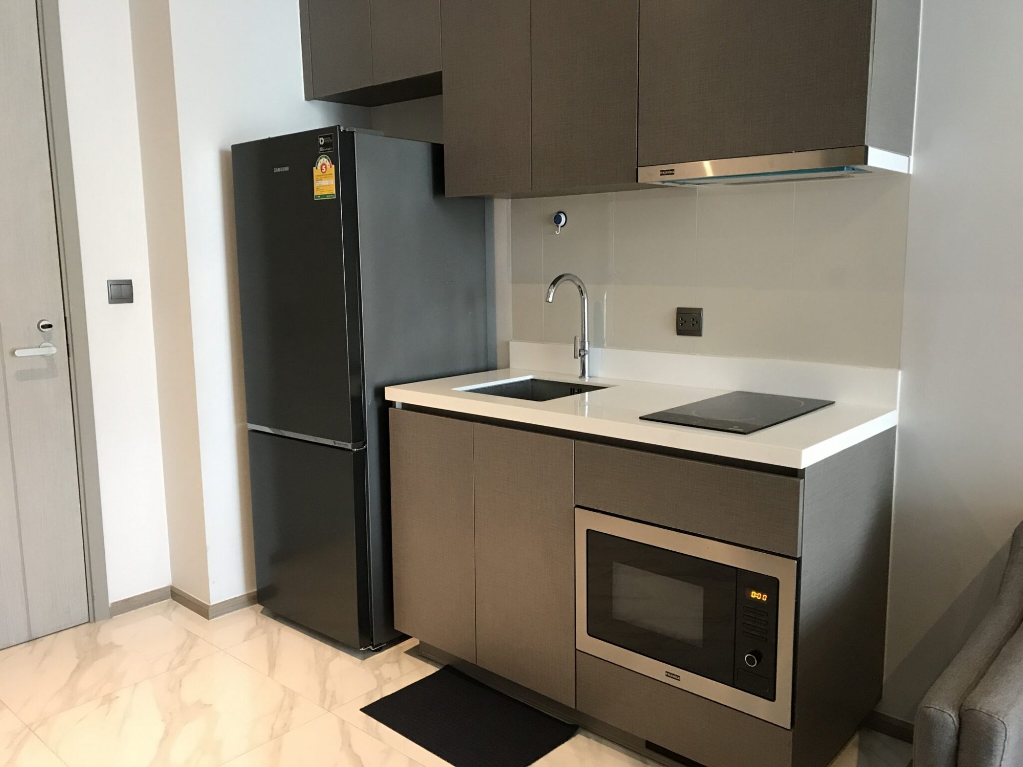 For rent at Rhythm Ekamai Type Studio 30Sq.m. 20,000THB/month Fully furnished PROP000577