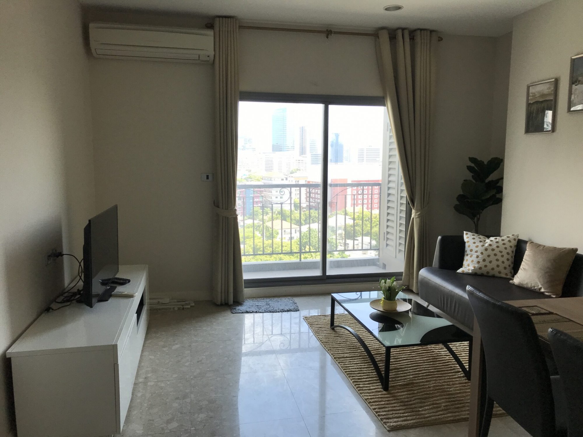 เดอะเครสท์ สุขุมวิท 34 ติด BTS ทองหล่อ 1BR 54 ตรม. ห้องใหญ่ 30,000/m