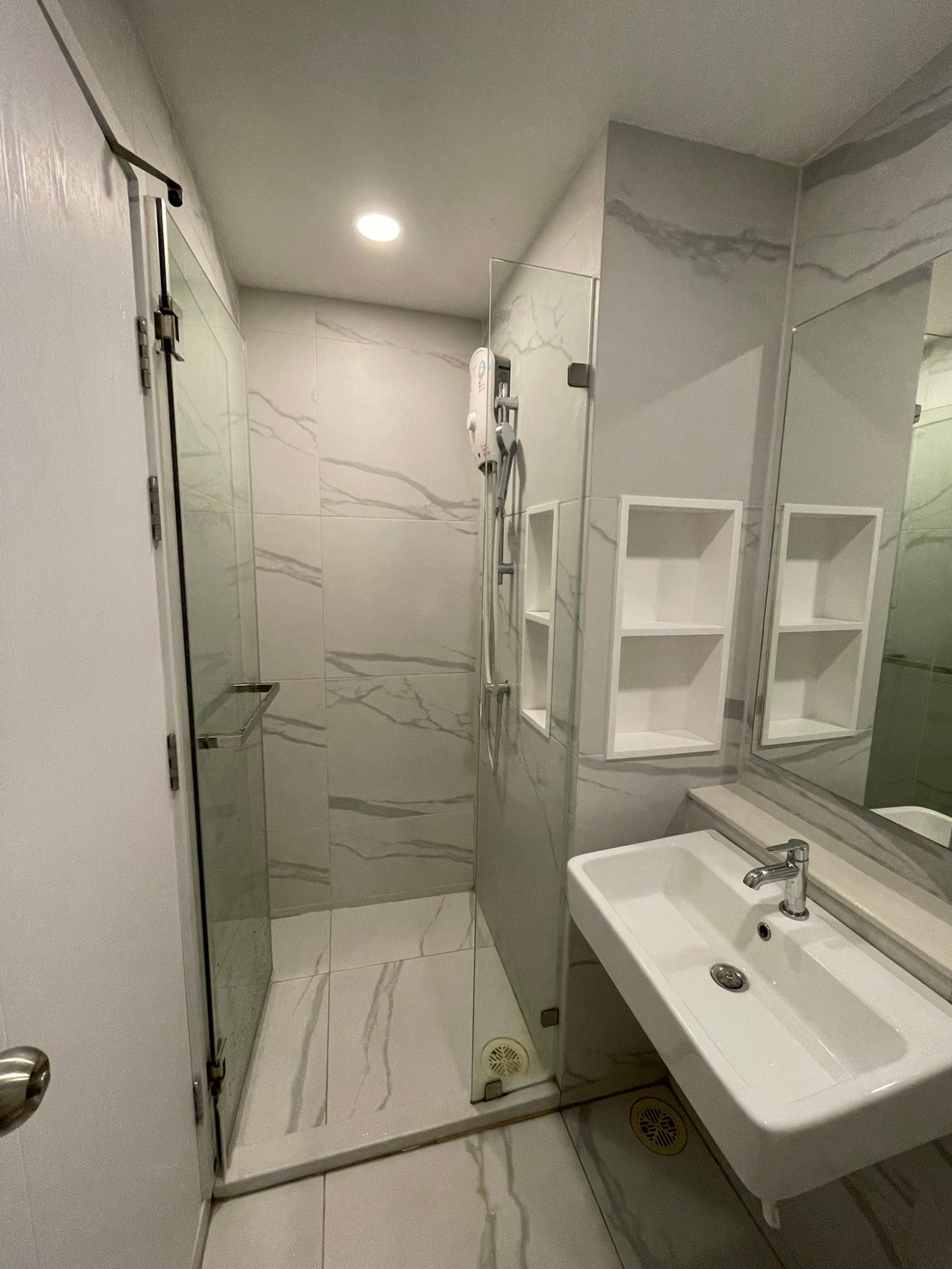 Ciela Sripatum Fully furnished 22 Sqm. 10,000 THB/Month