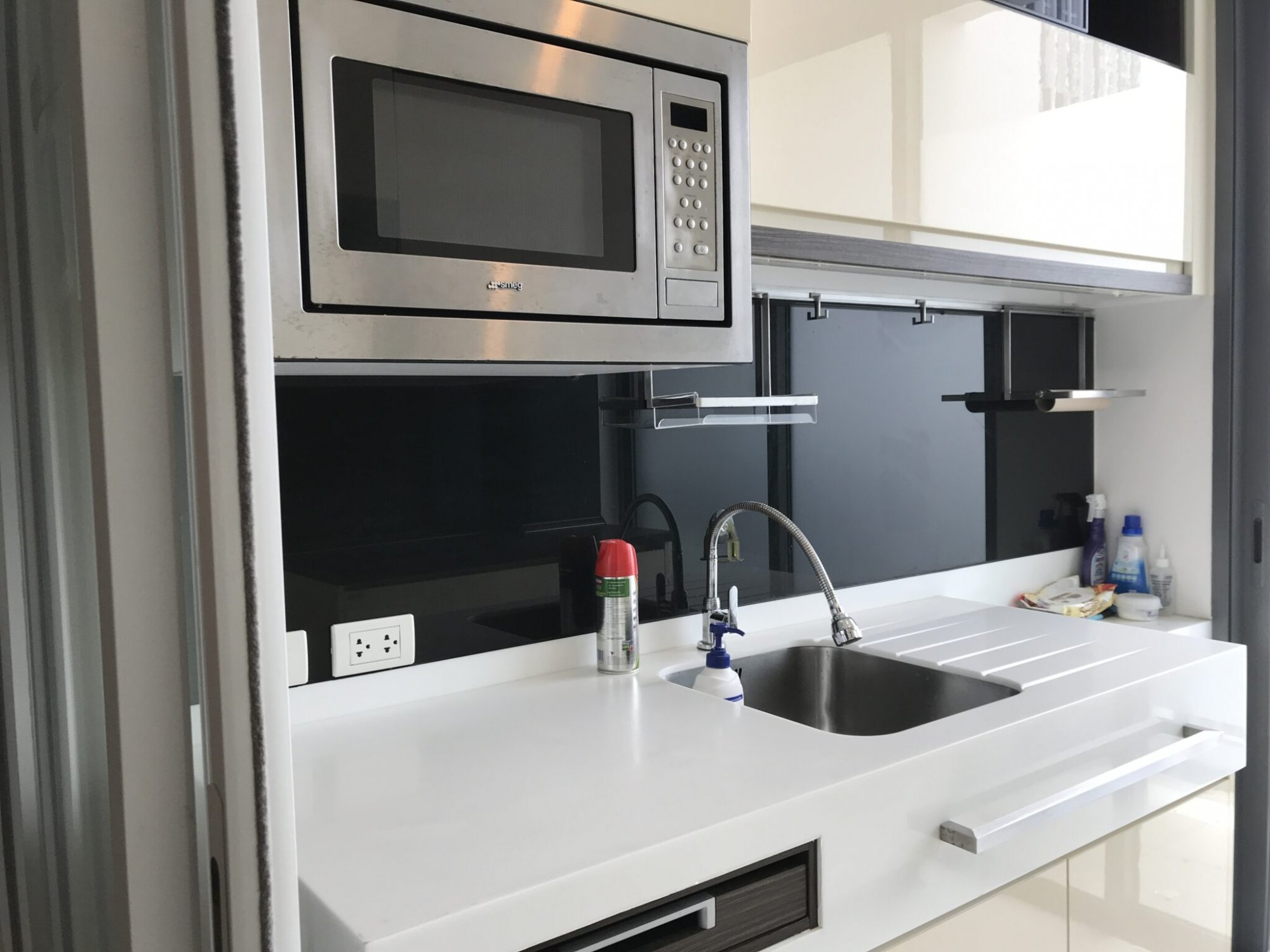 For sale at The room Sukhumvit 62 1 Bedroom 1 Bathroom 5,460,000THB Fully furnished (can negotiate) PROP000590