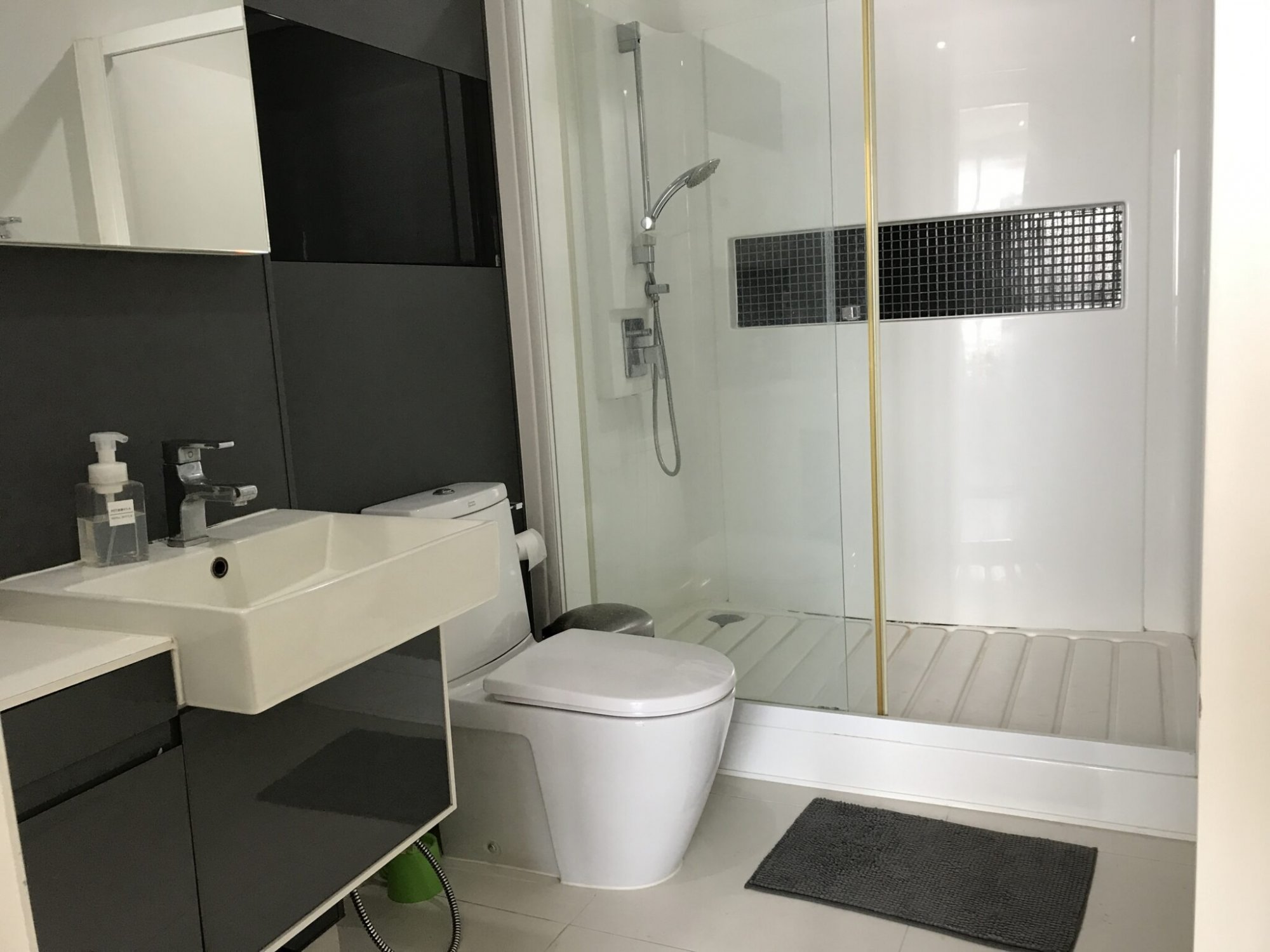 For rent at The Room Sukhumvit 62 2 Bedroom 2 Bathroom 45,000THB/month Fully furnished (can negotiate) PROP000593