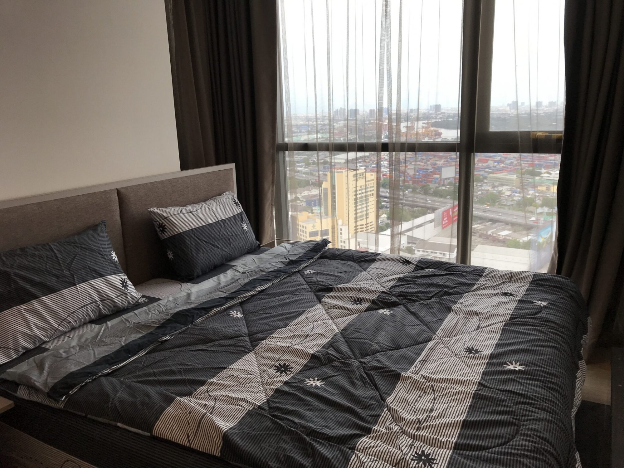 For rent at OKA HAUS Sukhumvit 36 2 Bedroom 2 Bathroom 32,000THB/month Fully furnished PROP000595