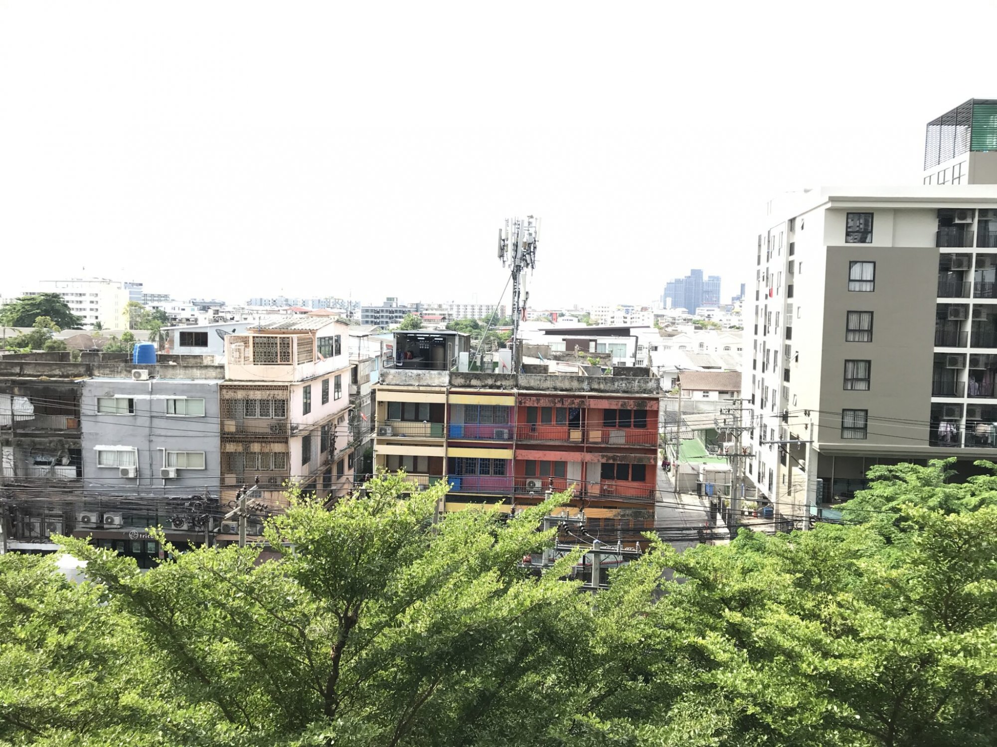 ปล่อยเช่า! The Base Sukhumvit 77 ในราคาเพียง 12,500บาท/เดือน 1 ห้องนอน 30ตรม. ใกล้ BTS อ่อนนุช เฟอร์นิเจอร์ครบพร้อมเข้าอยู่ PROP000597