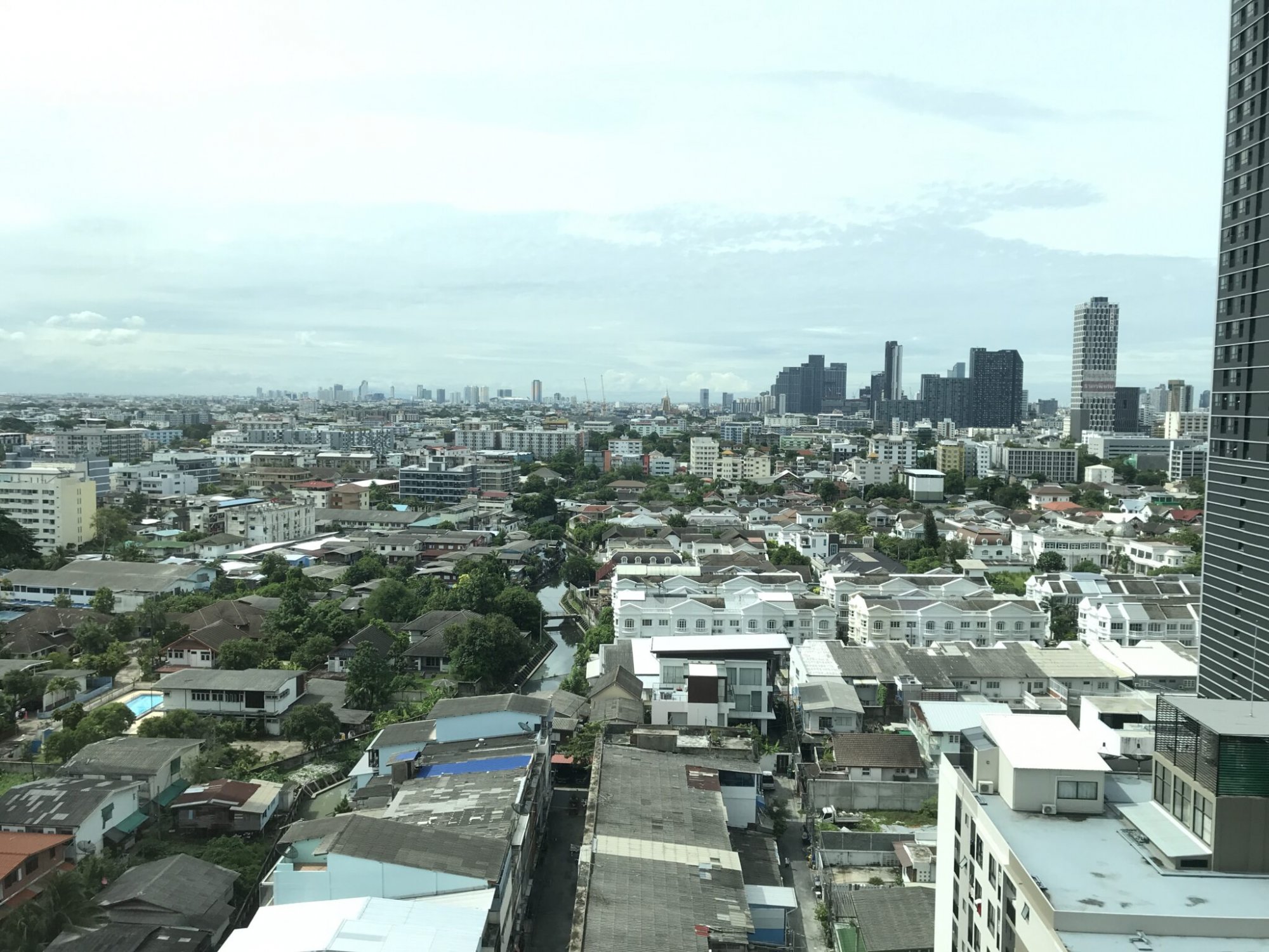 ปล่อยเช่า! The Base Sukhumvit 77 ในราคาเพียง 13,500บาท/เดือน 1 ห้องนอน 31ตรม. ใกล้ BTS อ่อนนุช เฟอร์นิเจอร์ครบพร้อมเข้าอยู่ PROP000598