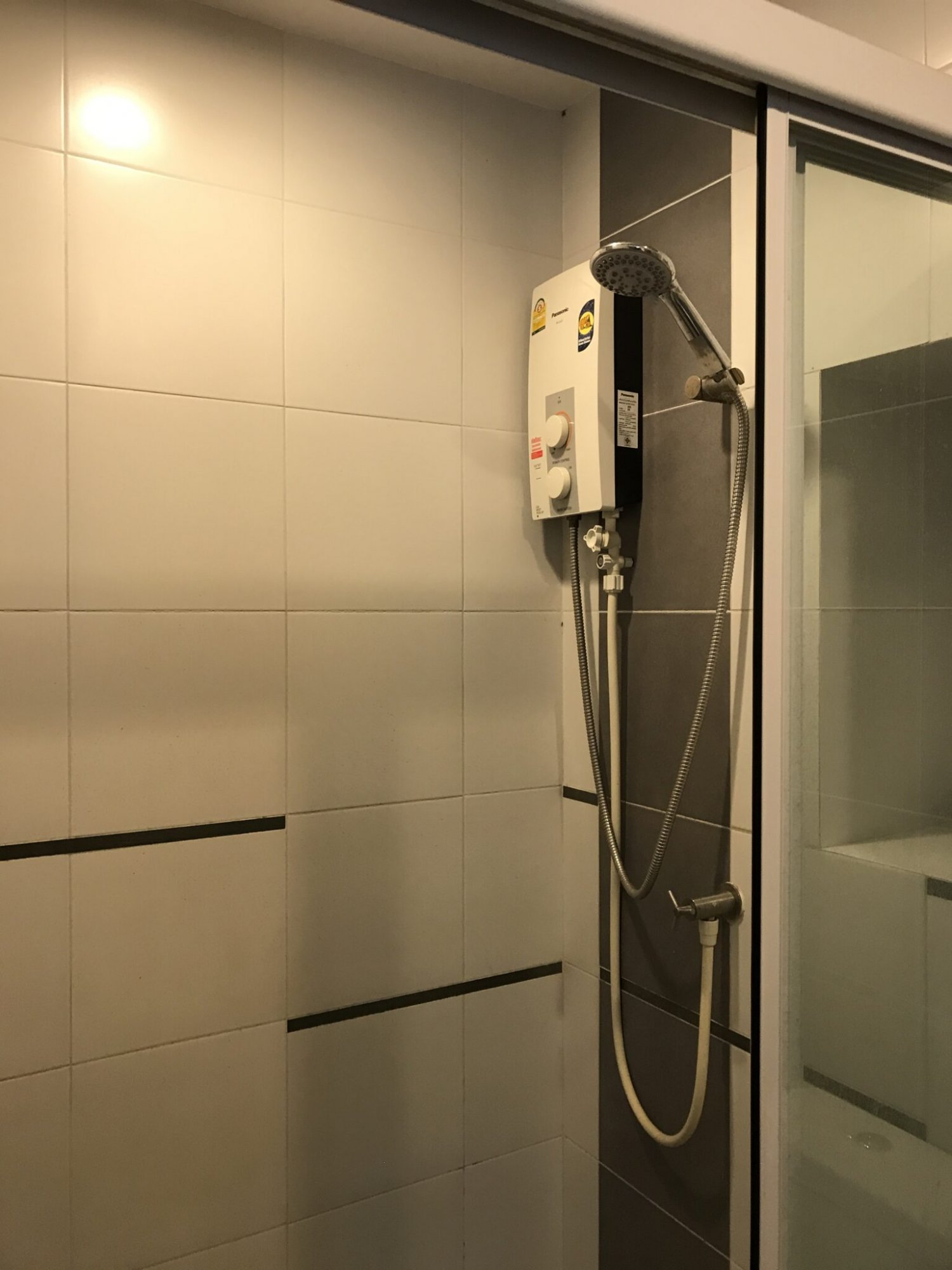 ปล่อยเช่า! The Base Sukhumvit 77 ในราคาเพียง 10,000บาท/เดือน 1 ห้องนอน 30ตรม. ใกล้ BTS เอกมัย เฟอร์นิเจอร์ครบพร้อมเข้าอยู่ PROP000599