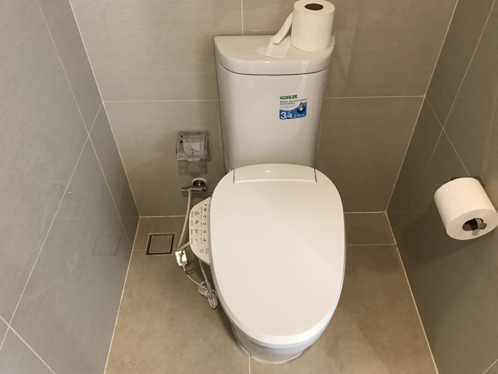 For rent at IDEO Mobi Sukhumvit 66 2 Bedroom 1 Bathroom 29,000THB/month Fully furnished PROP000600