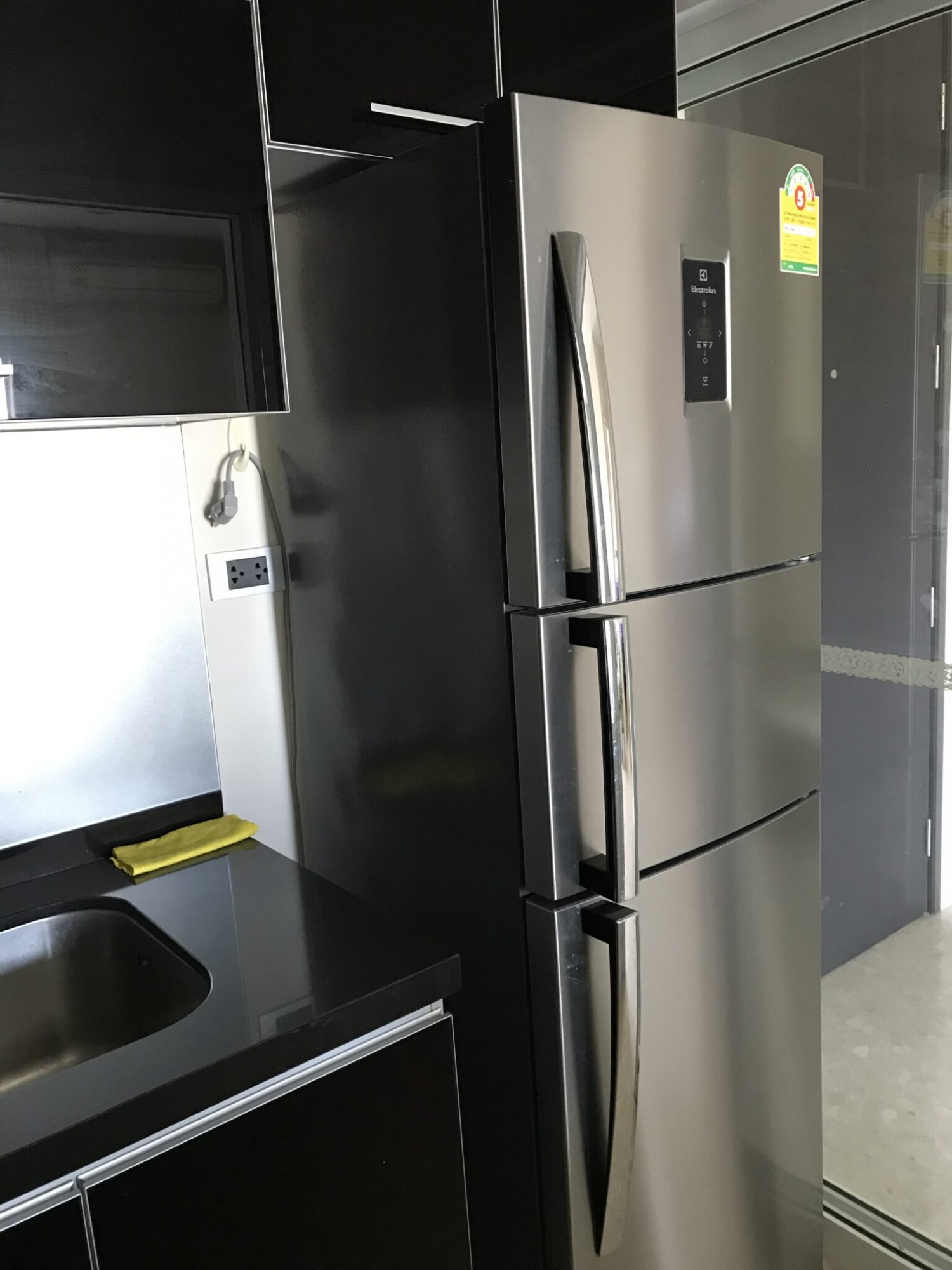 The Crest สุขุมวิท 34 ให้เช่า 1 ห้องนอน หัวมุม 54 ตรม.