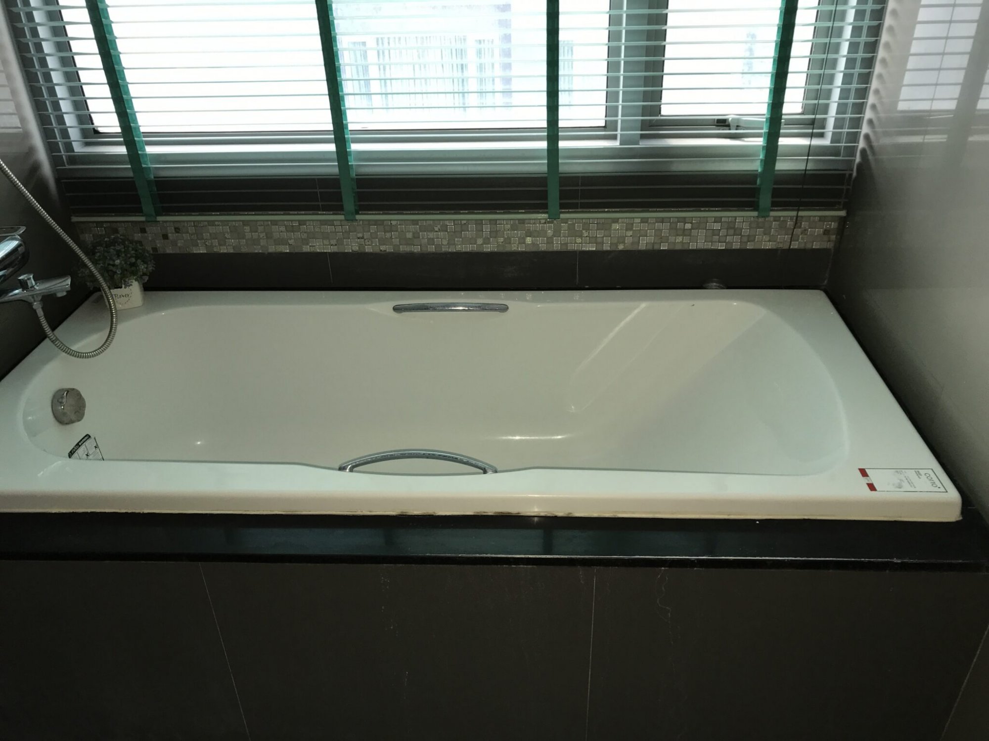 The Crest สุขุมวิท 34 for rent, 1 BR corner unit 54sqm