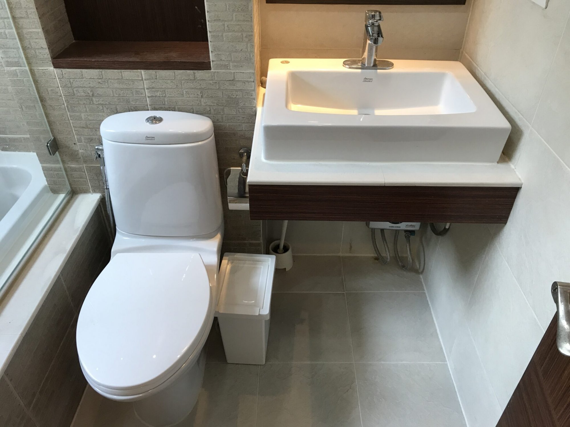 New Renovated Avenue Sukhumvit 61 ปล่อยเช่า เพียง 60,000บาท 2 ห้องนอน 2 ห้องน้ำ 109ตรม. ใกล้ BTS ทองหล่อ เฟอร์นิเจอร์ครบพร้อมเข้าอยู่ (ราคาต่อรองได้) PROP000620