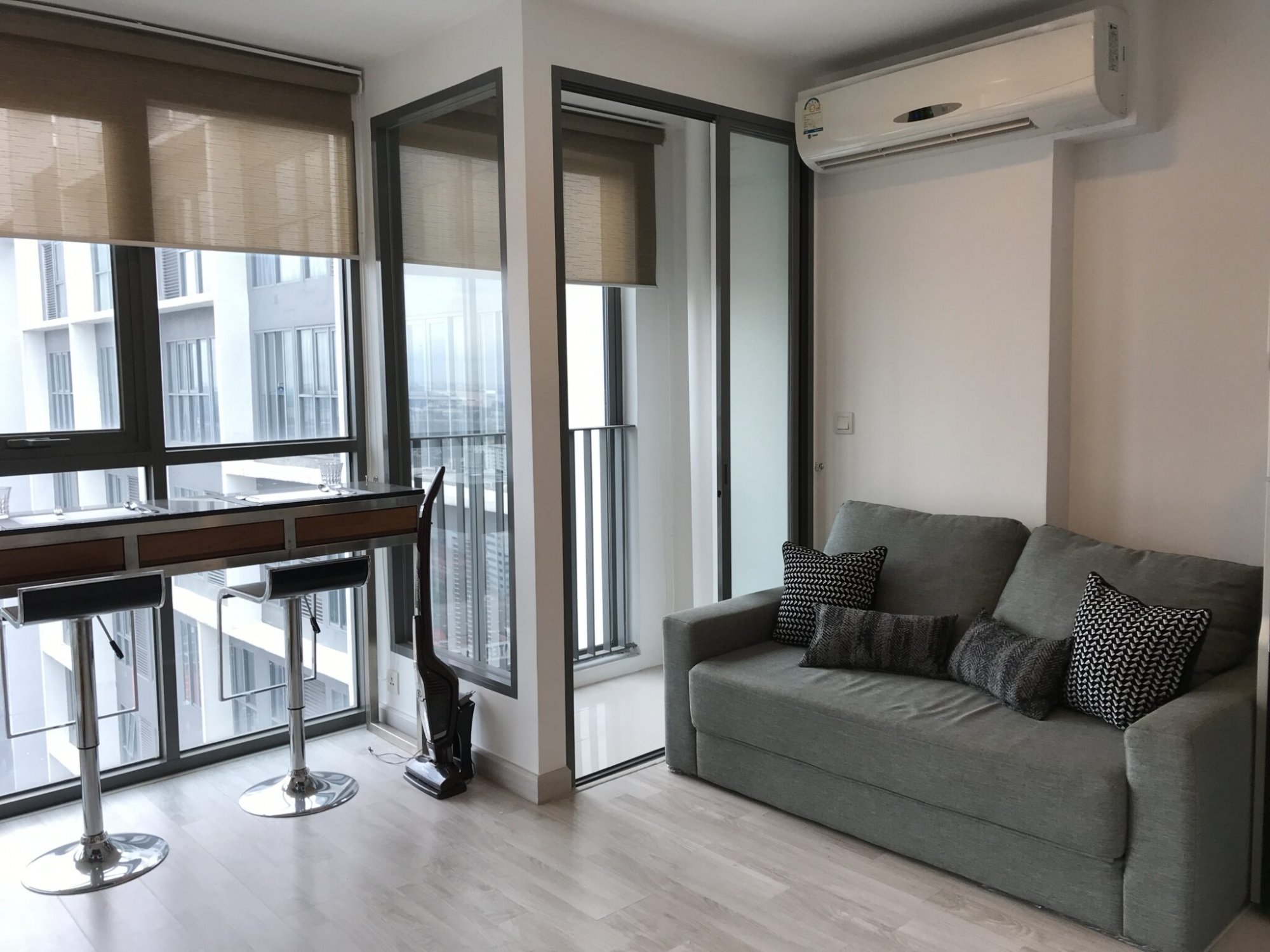 ปล่อยเช่า! Ideo Mobi Sukhumvit 81 ในราคาเพียง 30,000บาท/เดือน Type Duplex 1 ห้องนอน 45ตรม. ใกล้ BTS อ่อนนุช เฟอร์นิเจอร์ครบพร้อมเข้าอยู่ PROP000630