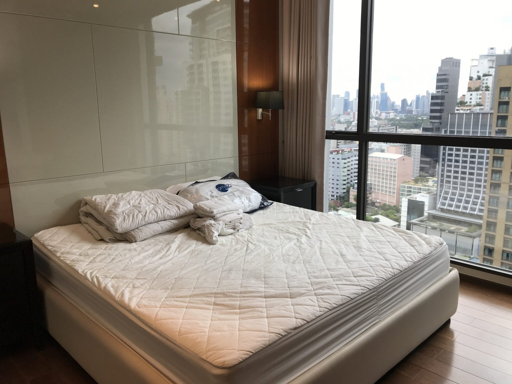 ปล่อยเช่า! The Address Sukhumvit 28 ในราคาเพียง 60,000บาท/เดือน 2 ห้องนอน 2 ห้องน้ำ 67ตรม. ใกล้ BTS พร้อมพงษ์ เฟอร์นิเจอร์ครบพร้อมเข้าอยู่ PROP000640