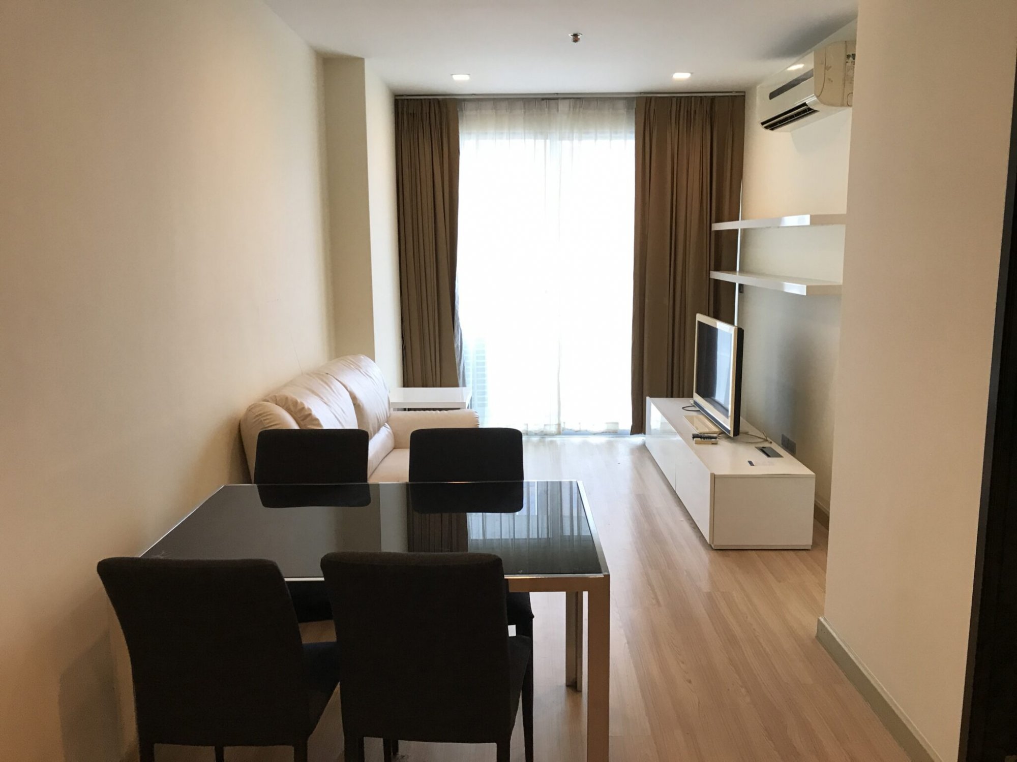 For rent at Sky Walk 1 Bedroom 1 Bathroom 25,000THB/month Fully furnished (can negotiate) PROP000643