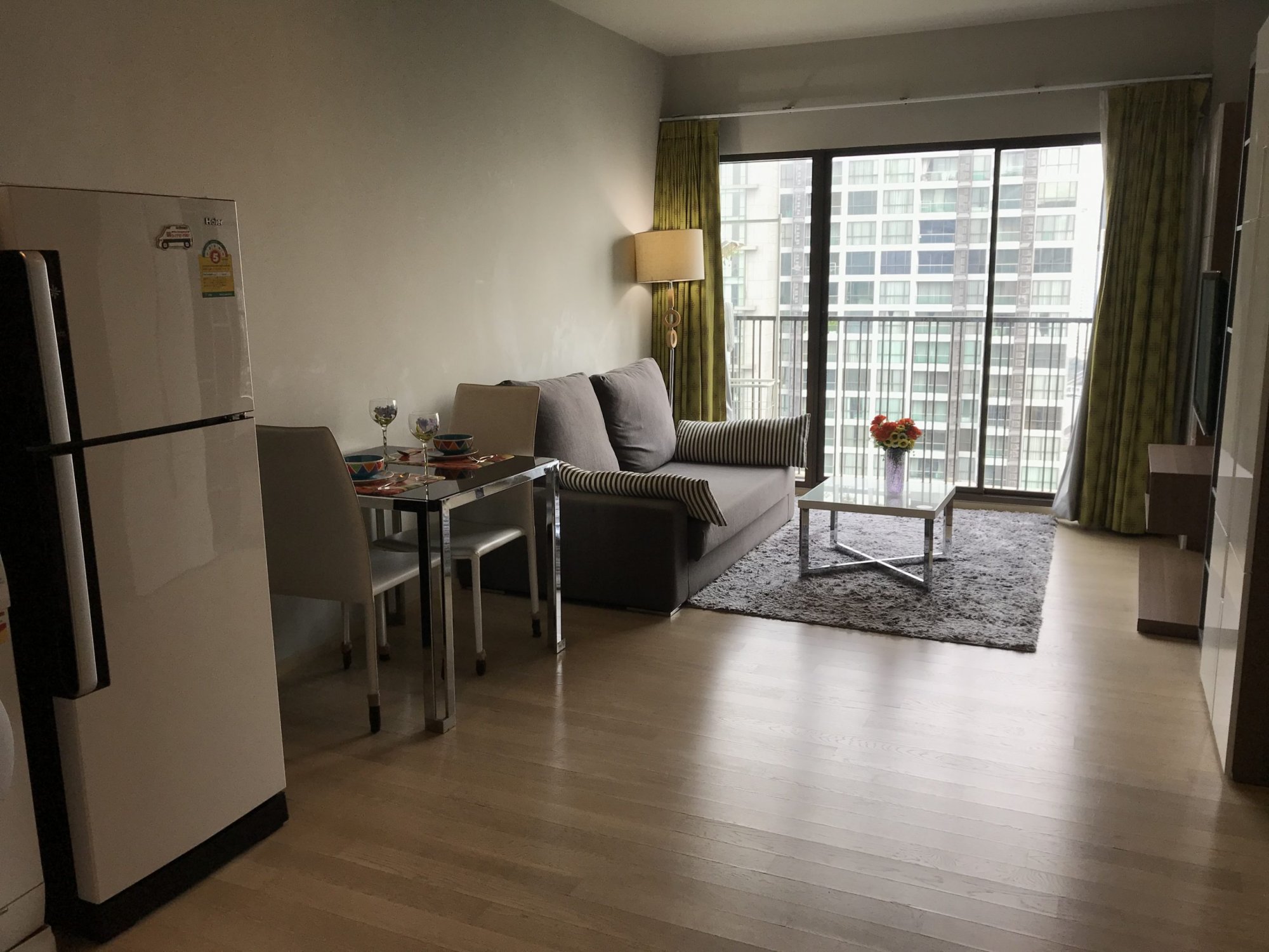 สุดพิเศษให้เช่า! Noble Refine 1 ห้องนอน 52 ตรม. ใกล้ BTS พร้อมพงษ์ เพียง 30,000บาท/เดือน เฟอร์นิเจอร์ครบพร้อมเข้าอยู่(PROP000066)