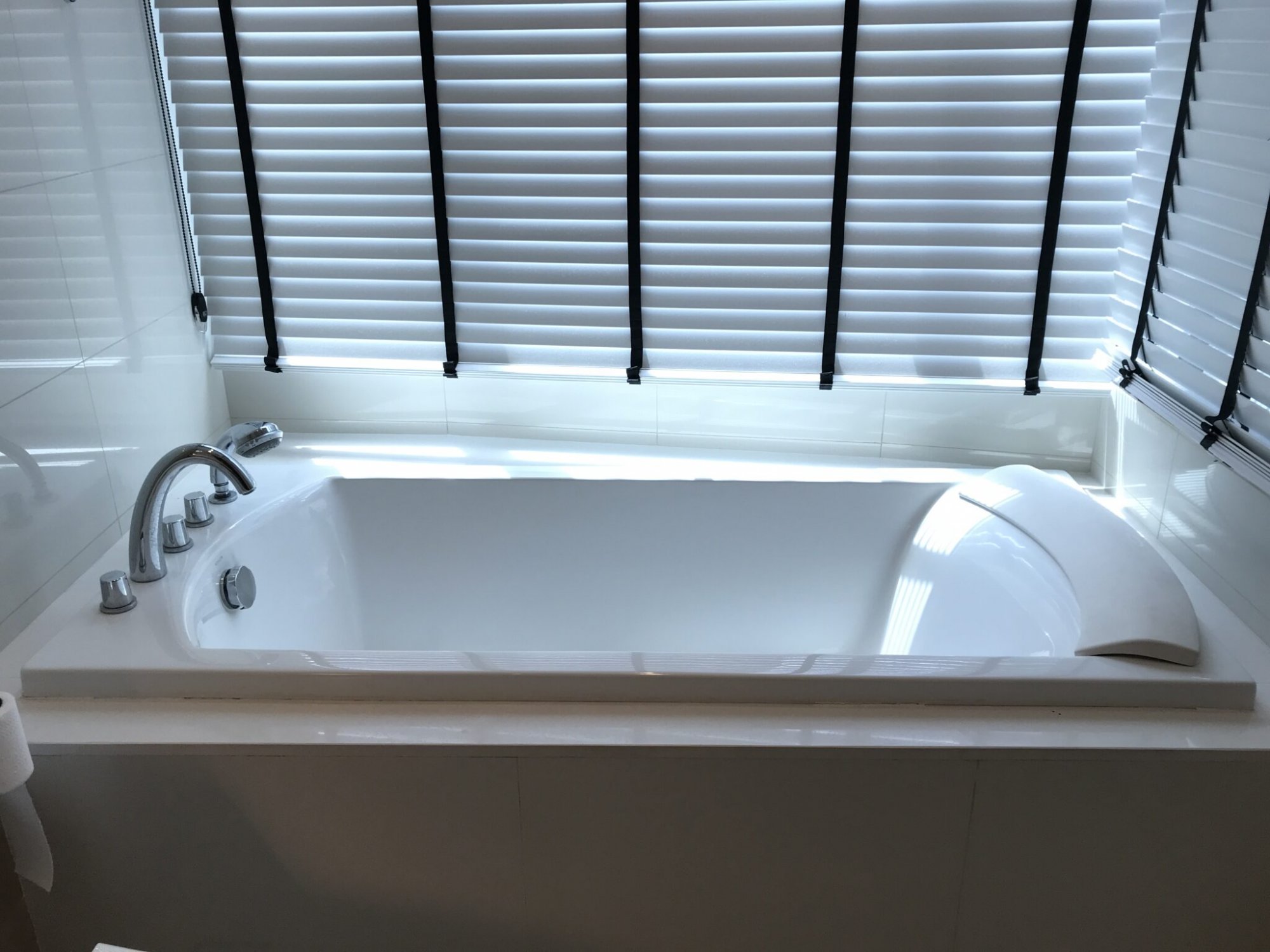 ปล่อยเช่า! Bright Sukhumvit 24 ในราคาเพียง 75,000บาท/เดือน 2 ห้องนอน 2 ห้องน้ำ 96ตรม. ห้องใหญ่อยู่สบาย ใกล้ BTS พร้อมพงษ์ เฟอร์นิเจอร์ครบพร้อมเข้าอยู่