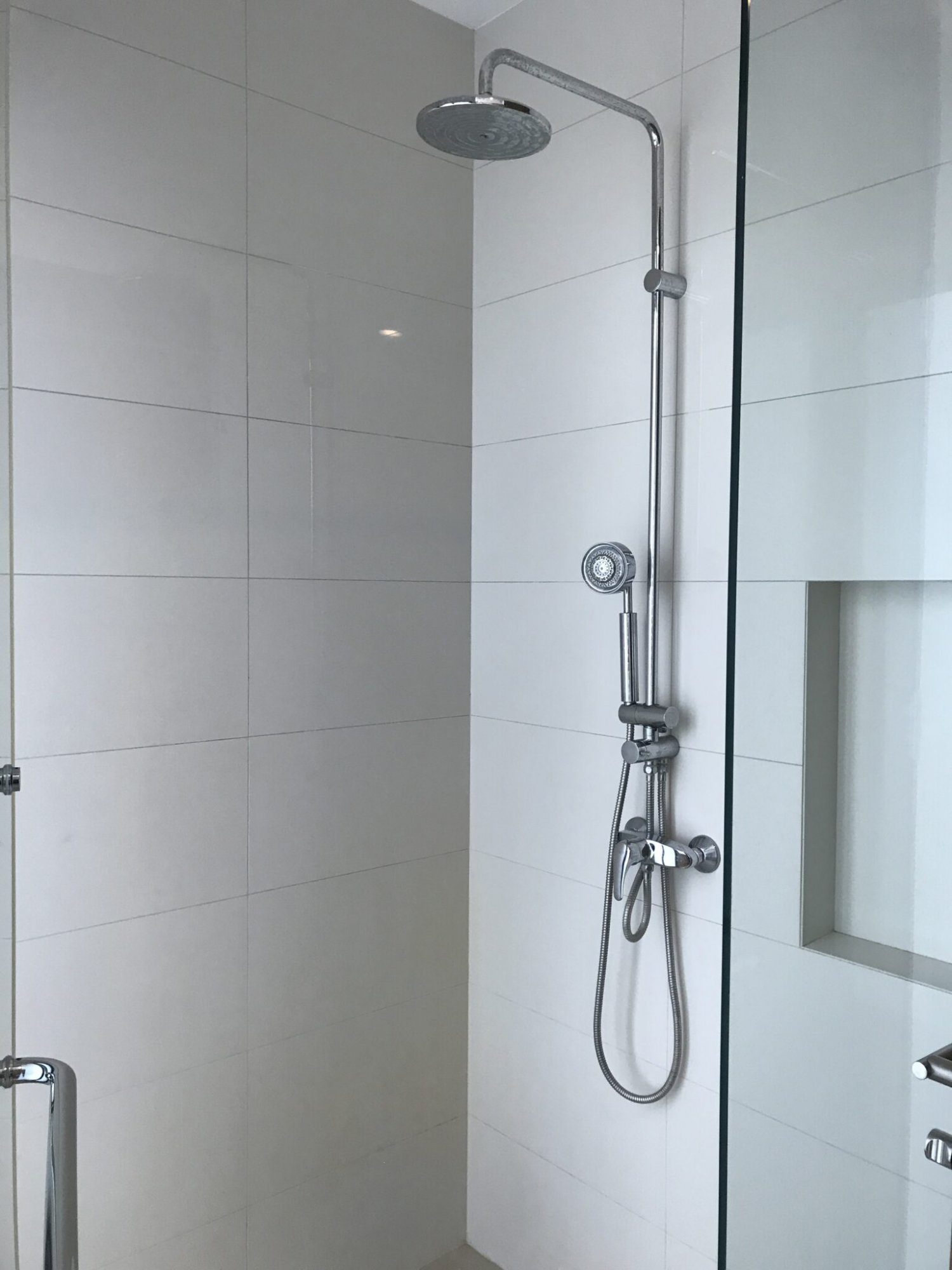 ปล่อยเช่า! Bright Sukhumvit 24 ในราคาเพียง 75,000บาท/เดือน 2 ห้องนอน 2 ห้องน้ำ 96ตรม. ห้องใหญ่อยู่สบาย ใกล้ BTS พร้อมพงษ์ เฟอร์นิเจอร์ครบพร้อมเข้าอยู่