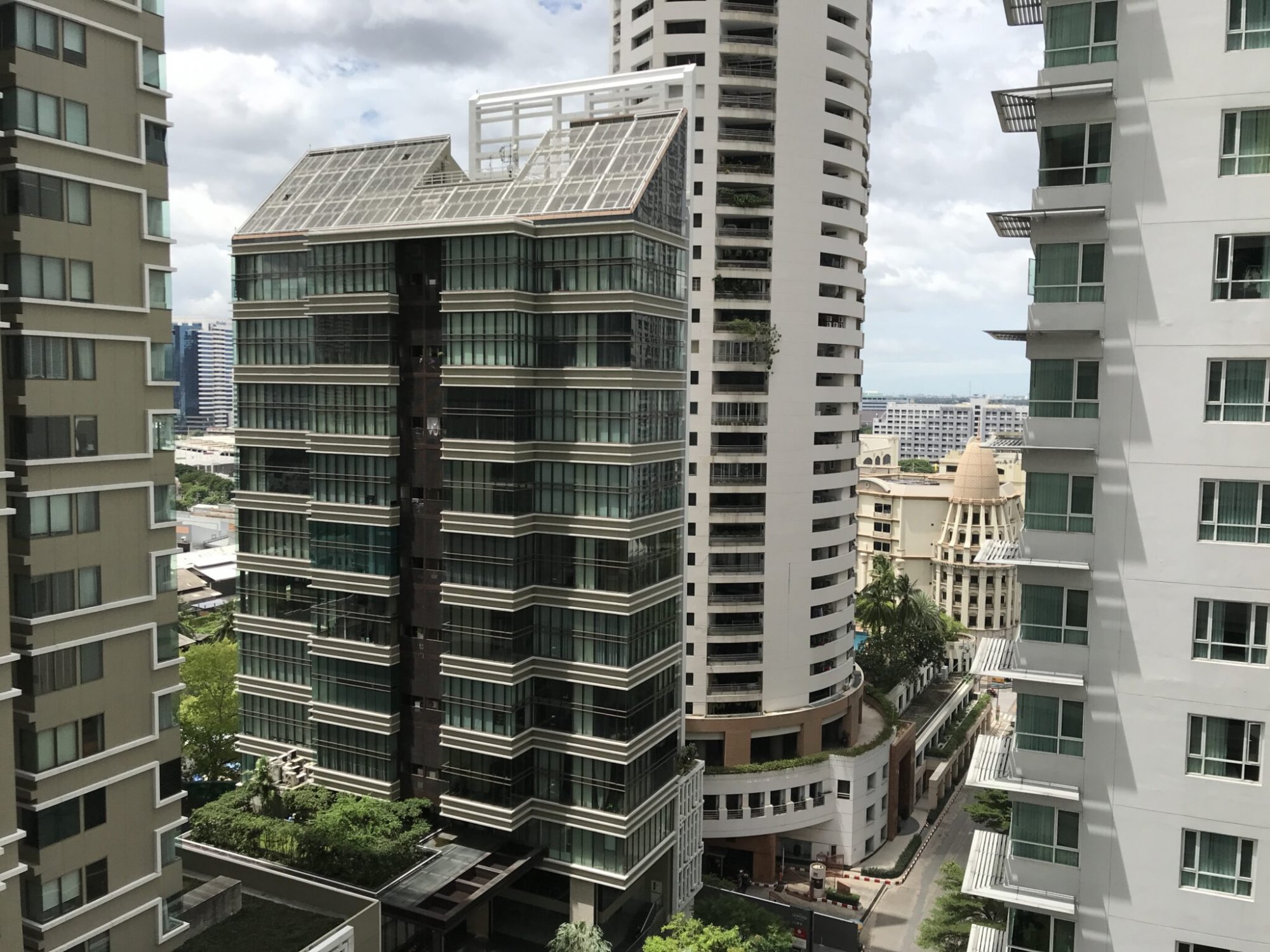 ปล่อยเช่า! Bright Sukhumvit 24 ในราคาเพียง 75,000บาท/เดือน 2 ห้องนอน 2 ห้องน้ำ 96ตรม. ห้องใหญ่อยู่สบาย ใกล้ BTS พร้อมพงษ์ เฟอร์นิเจอร์ครบพร้อมเข้าอยู่