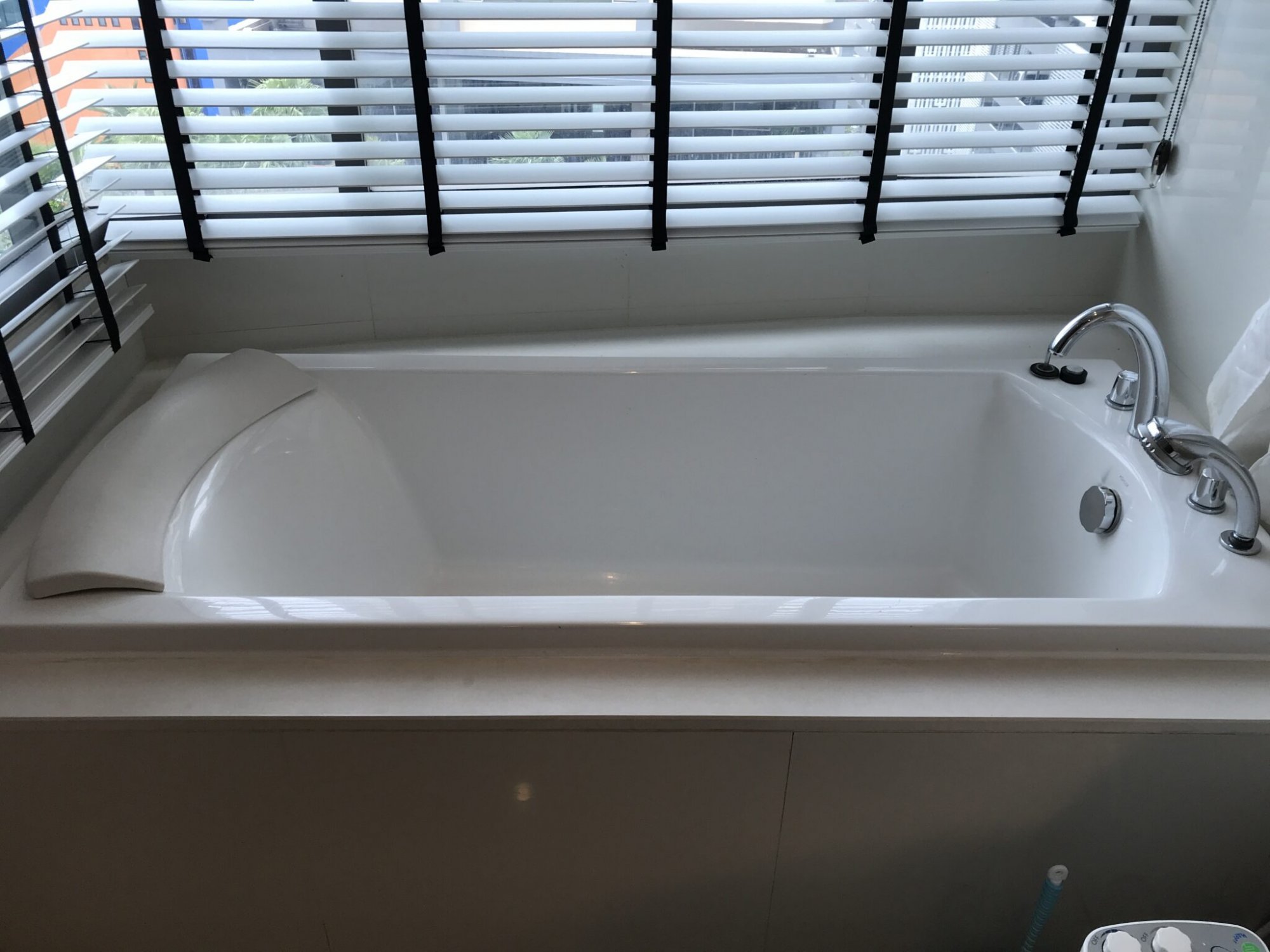 ปล่อยเช่า! Bright Sukhumvit 24 ในราคาเพียง 75,000บาท/เดือน 2 ห้องนอน 2 ห้องน้ำ 96ตรม. ห้องใหญ่อยู่สบาย ใกล้ BTS พร้อมพงษ์ เฟอร์นิเจอร์ครบพร้อมเข้าอยู่ PROP000669